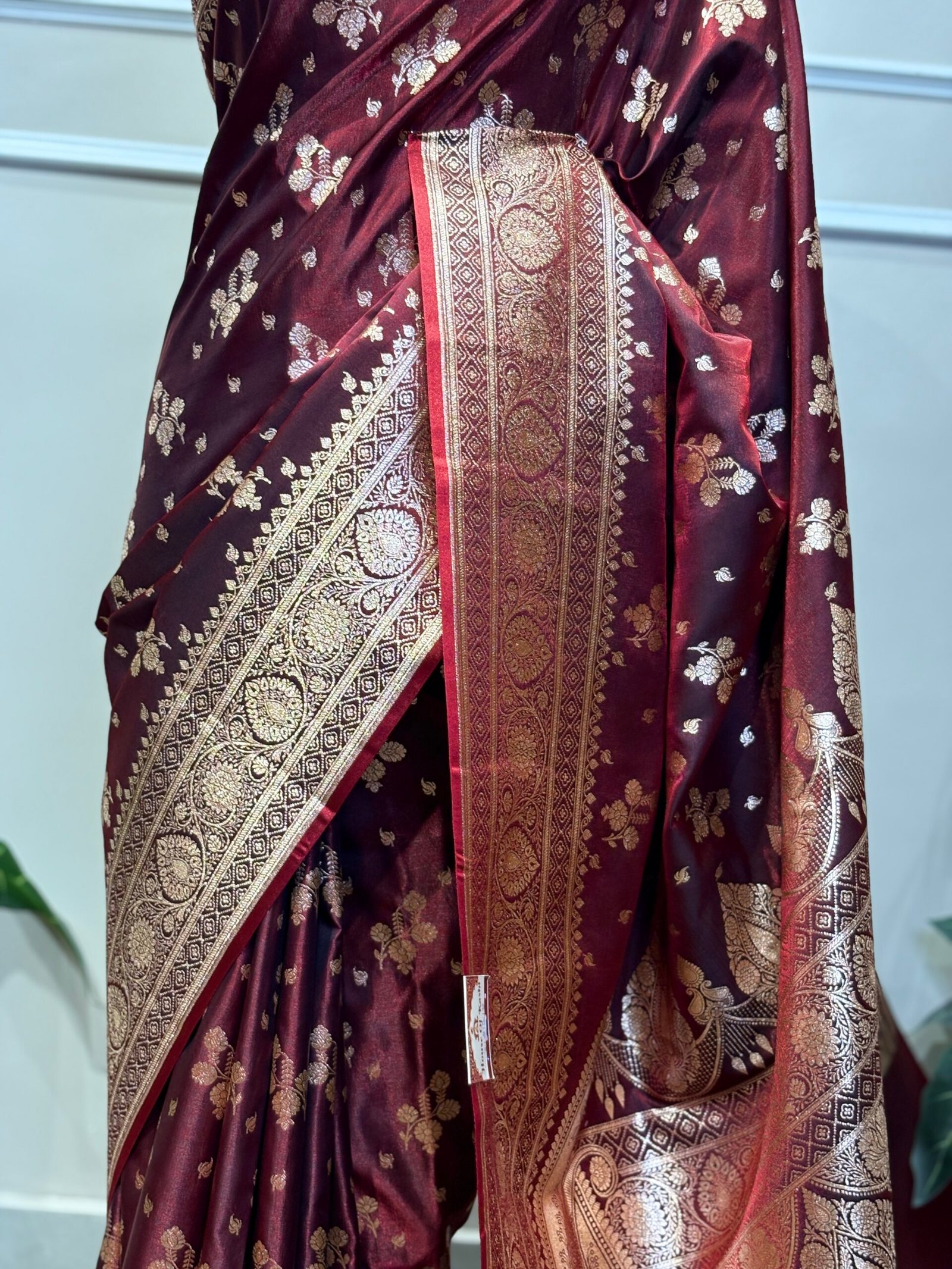 Royal Maroon Gold Zari Banarasi Saree - Image 3