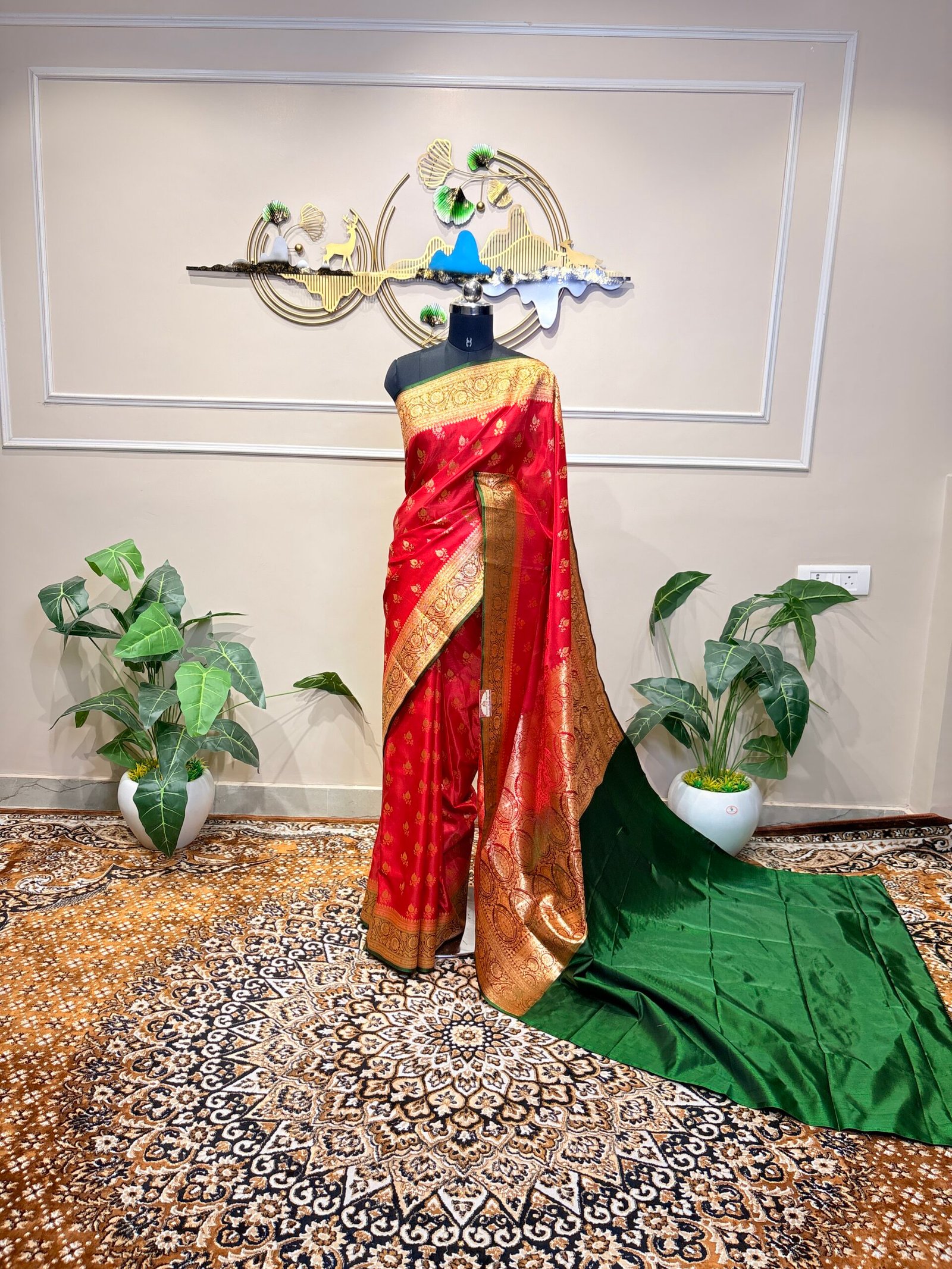 Sindoor Red Banarasi Silk Saree - Image 2