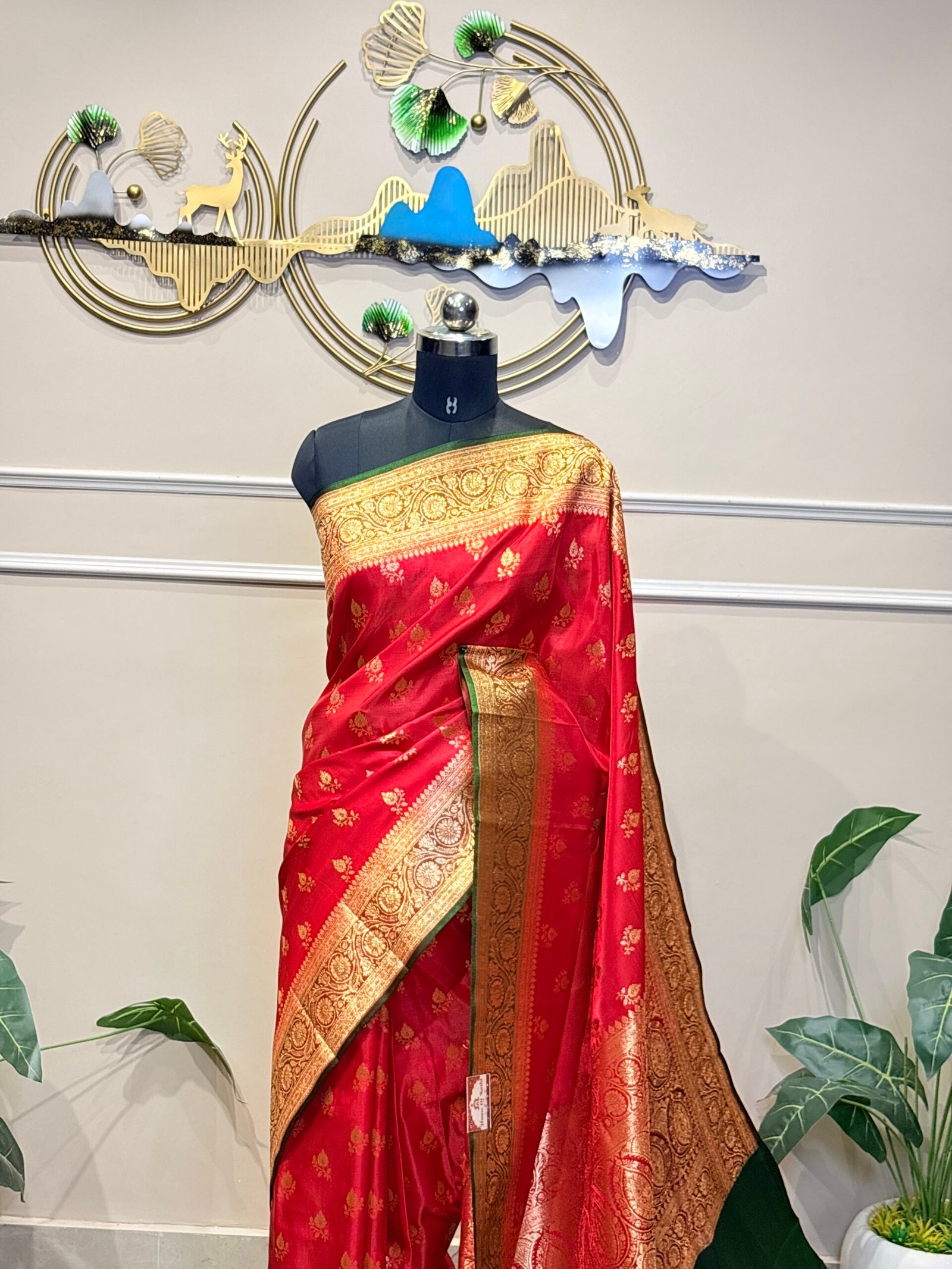 Sindoor Red Banarasi Silk Saree - Image 7