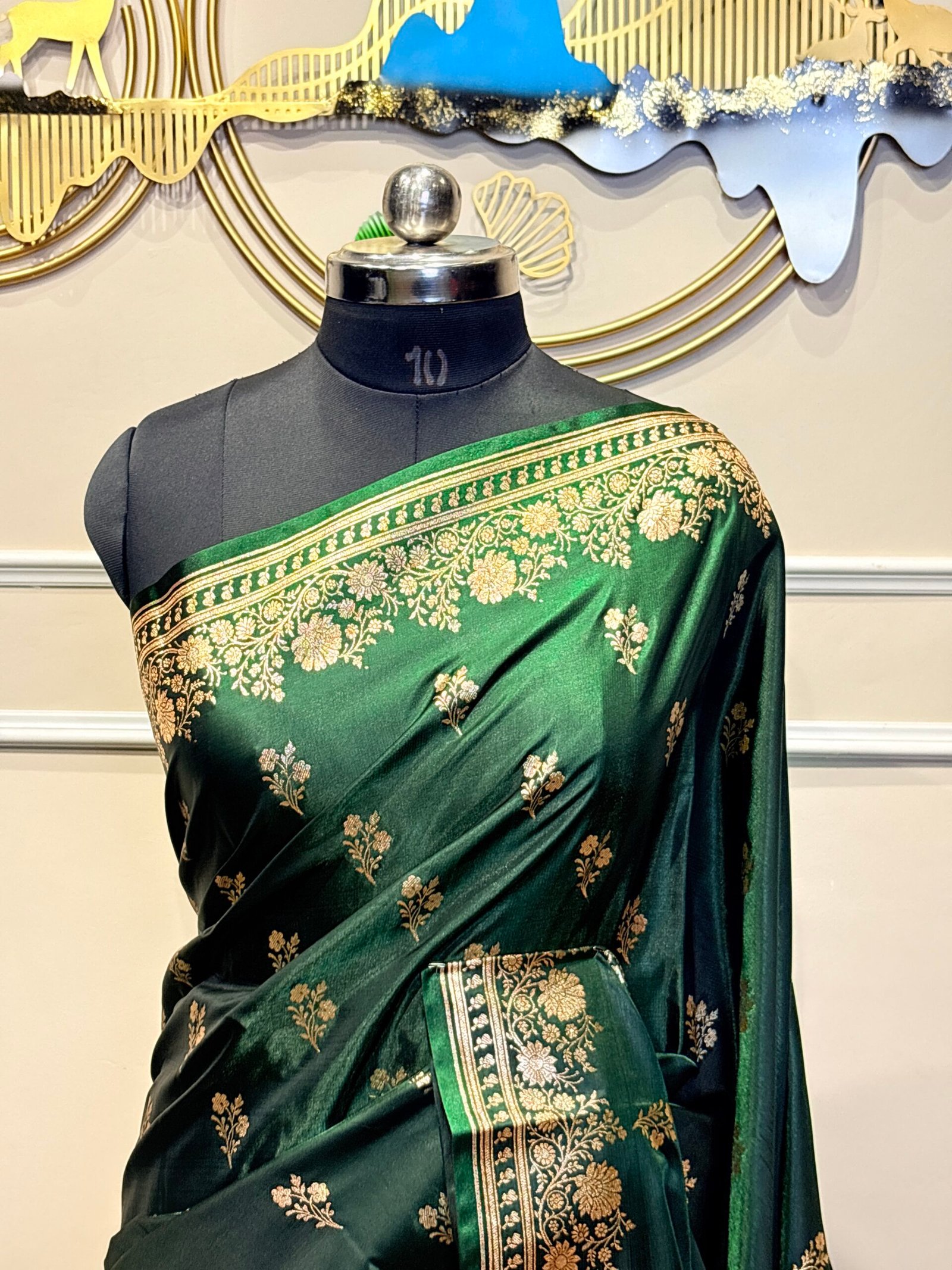 Emerald Green Gold Zari Banarasi Saree - Image 5