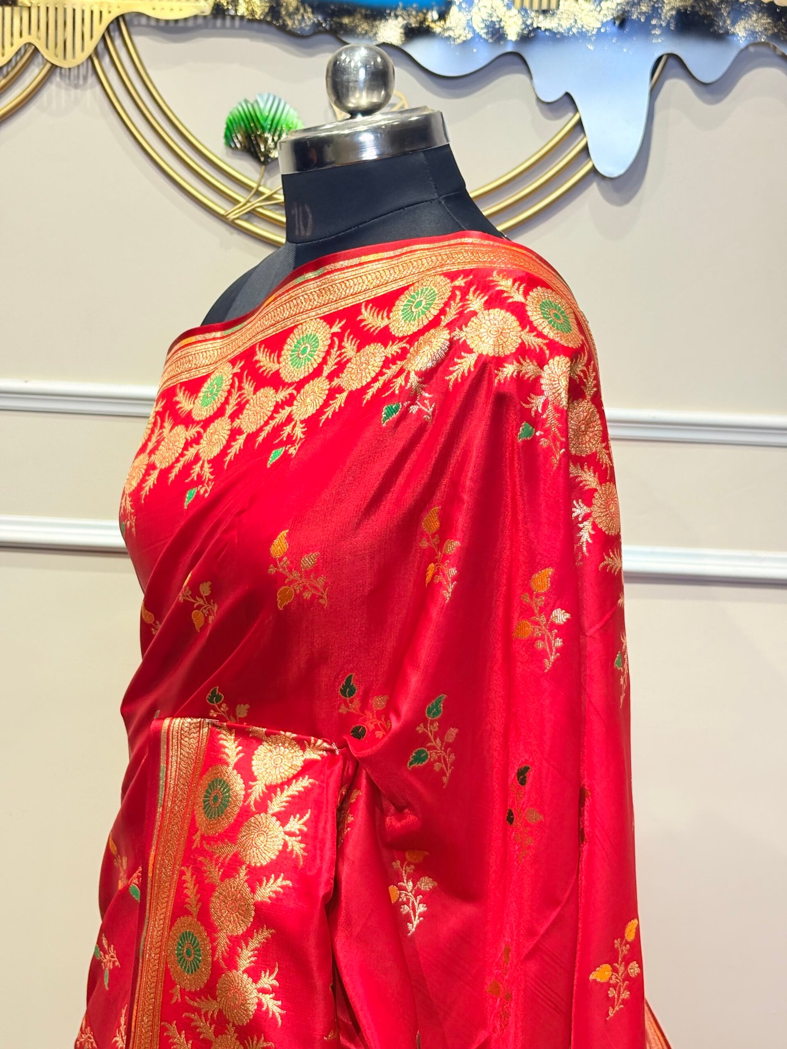 Crimson Meenakari Banarasi Silk Saree - Image 5