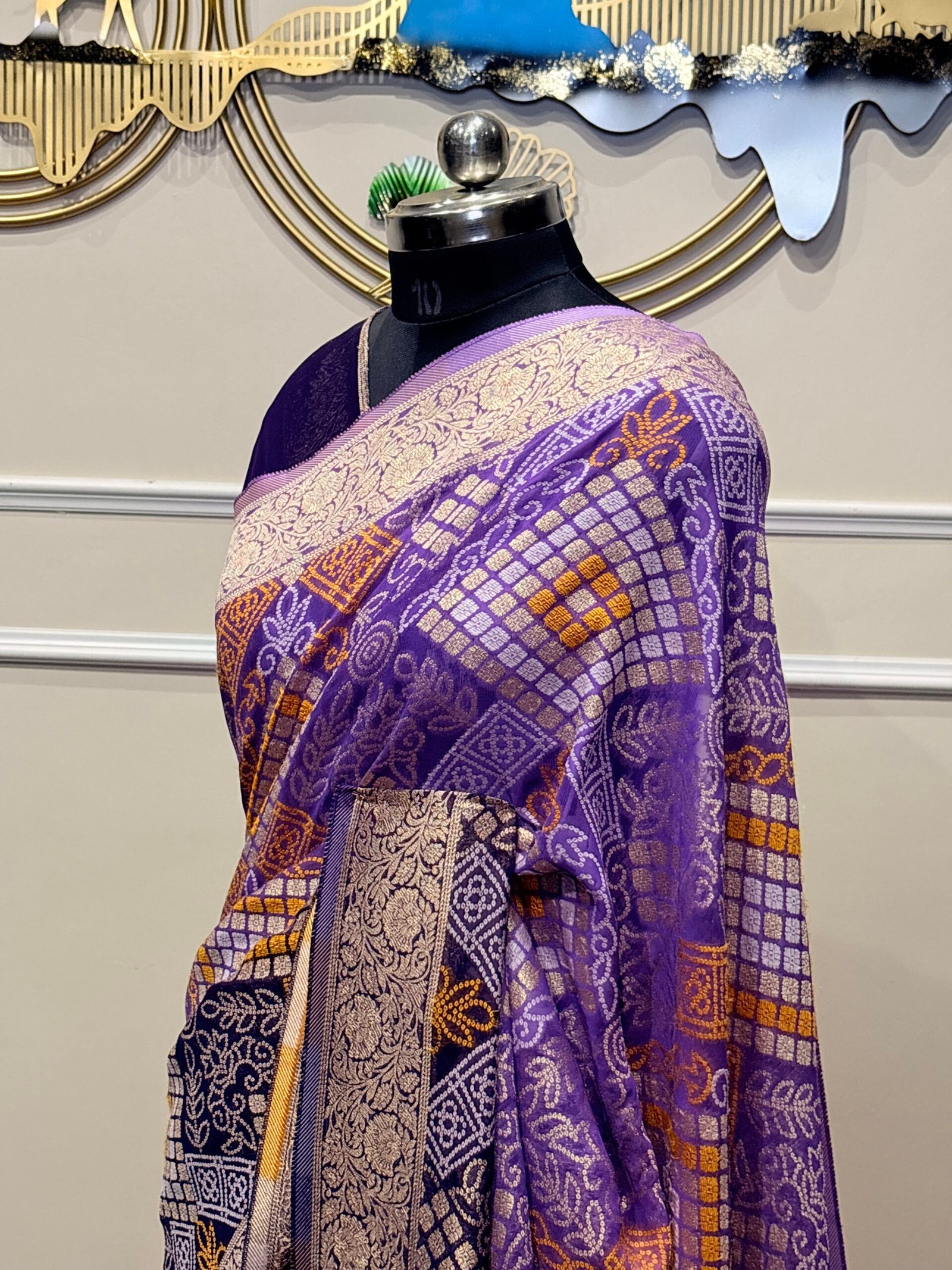 Royal Lavender Khaddi Georgette Bandhej Banarasi Saree - Image 4
