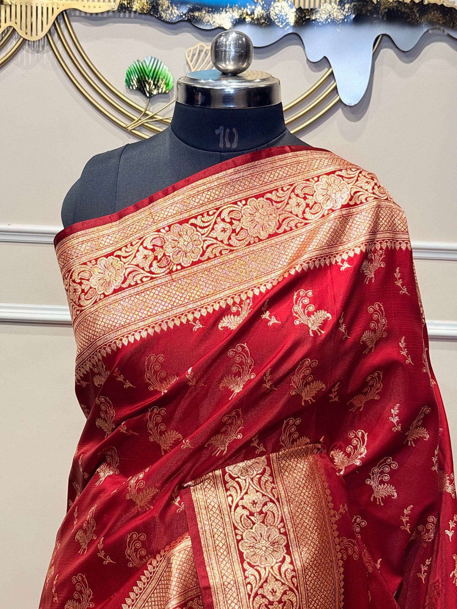 Royal Wine Red Banarasi Silk Saree - Image 5
