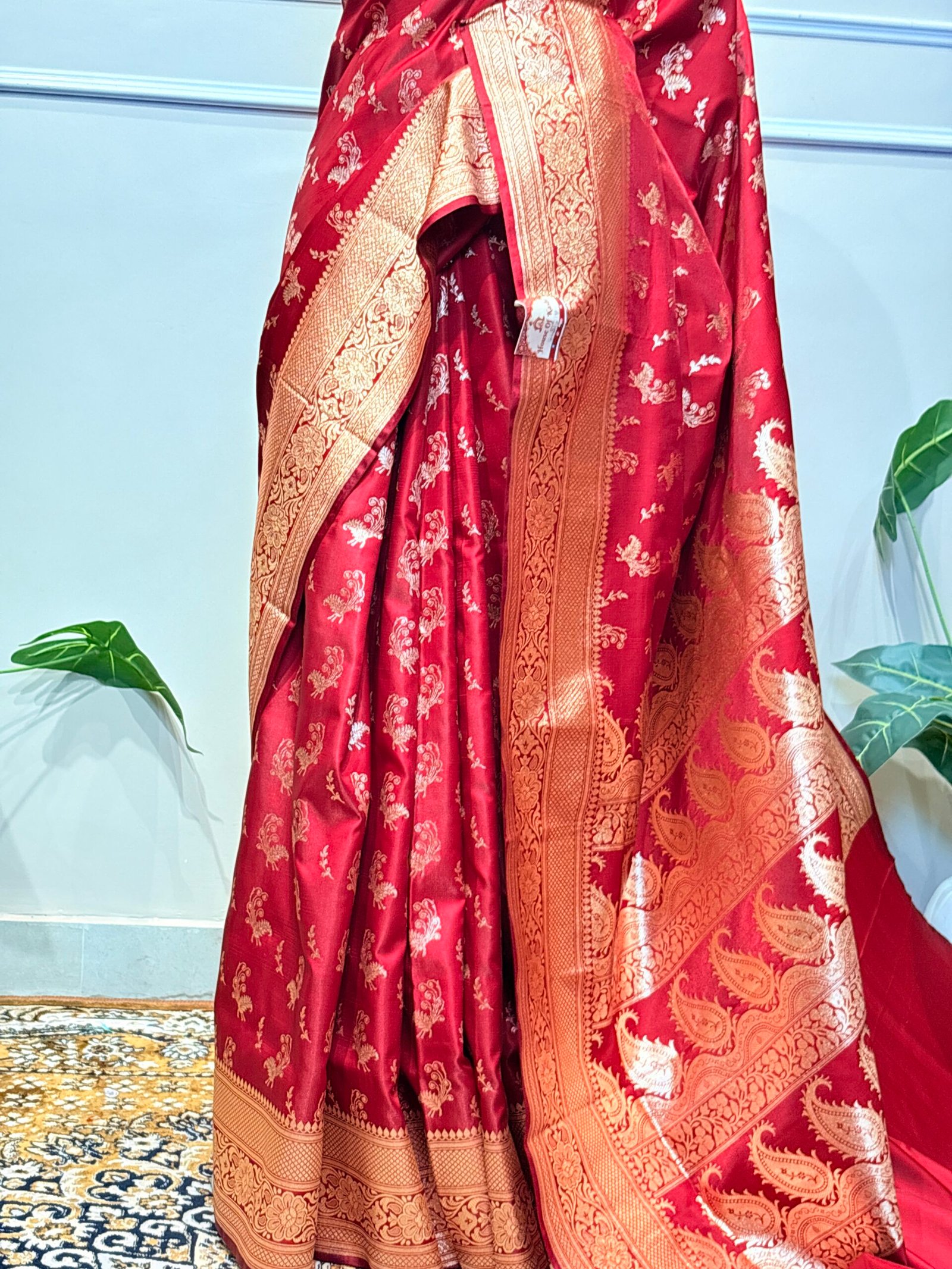 Royal Wine Red Banarasi Silk Saree - Image 6
