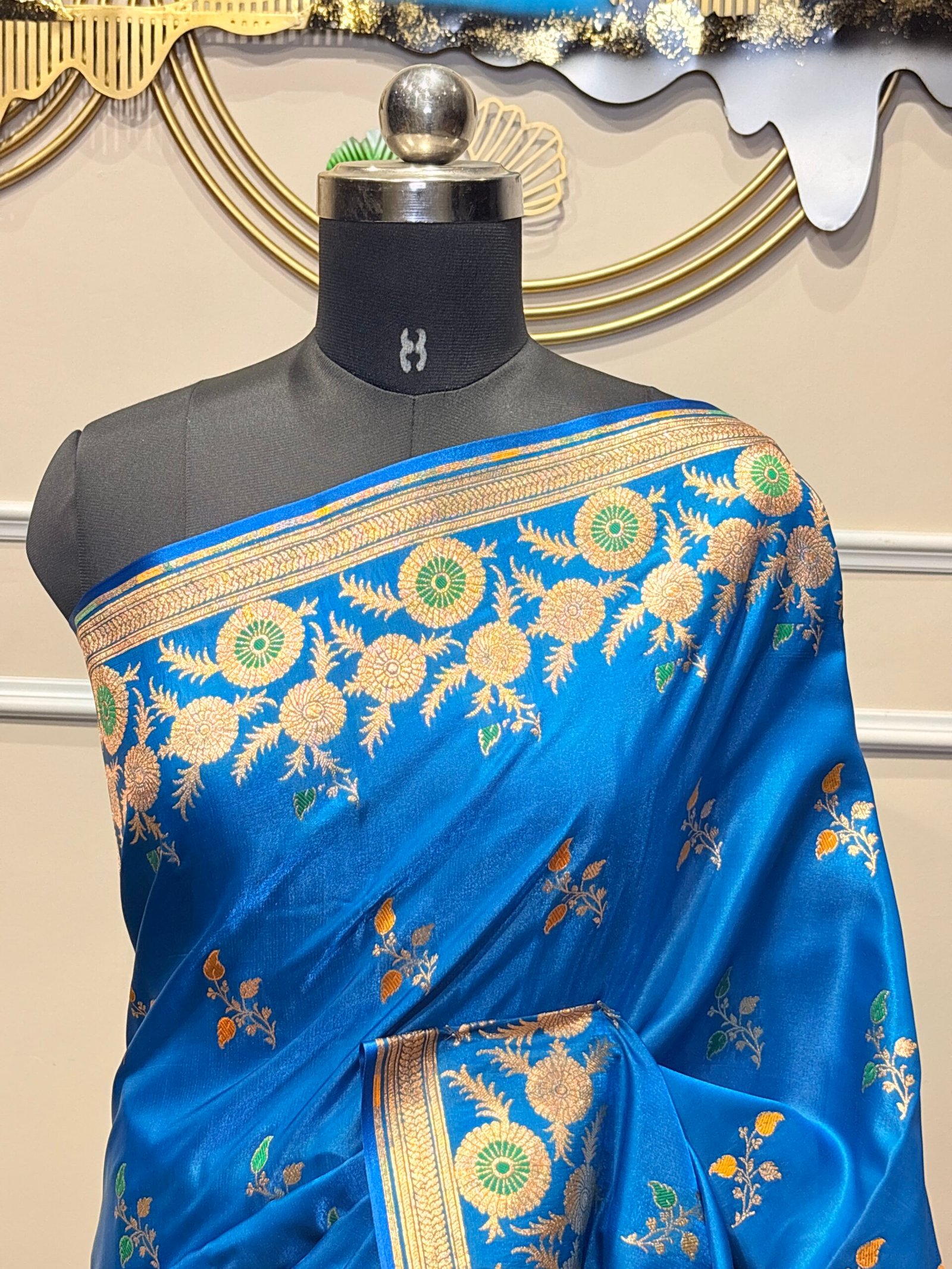 Royal Azure Banarasi Silk Saree - Image 5