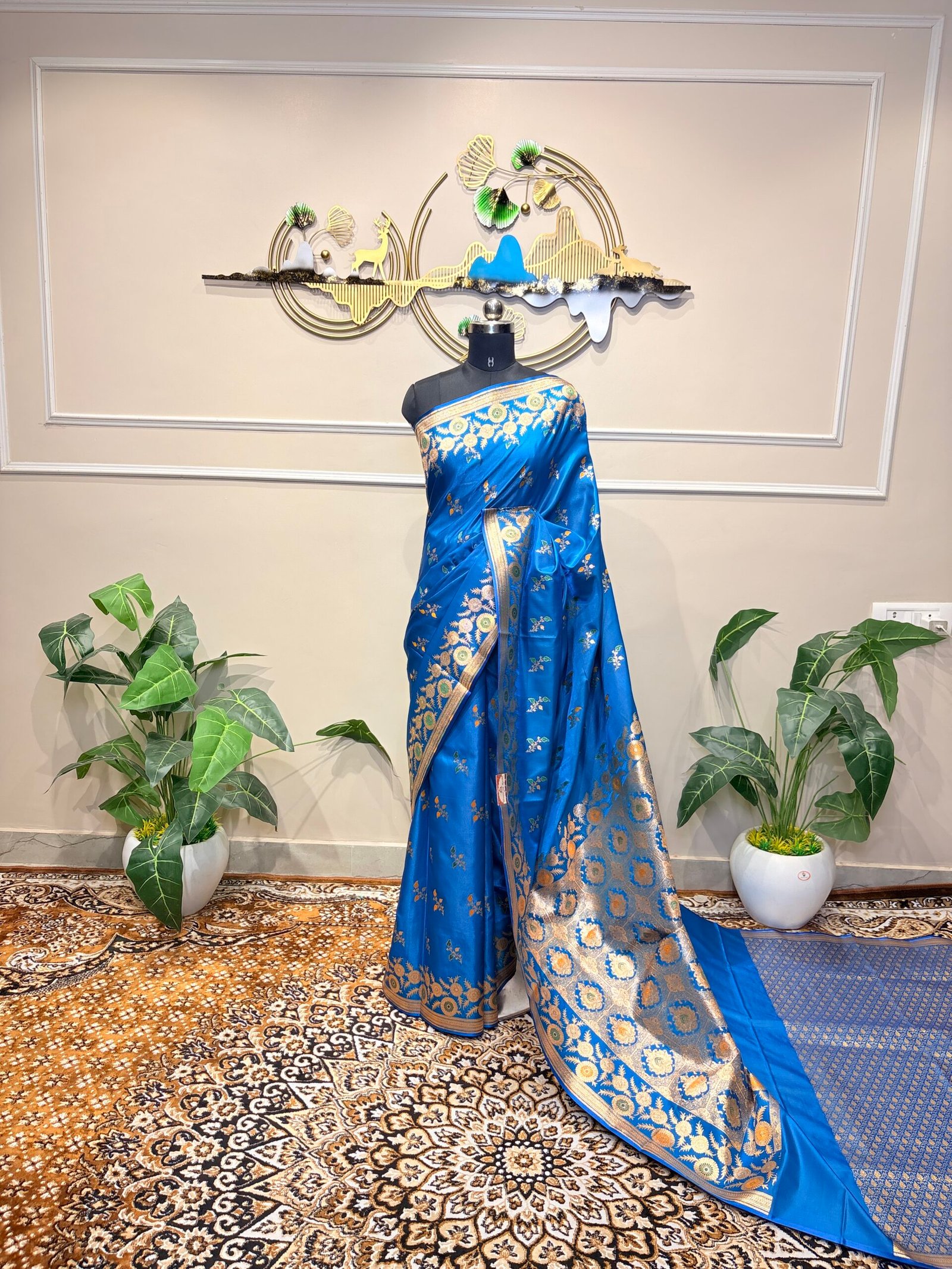 Royal Azure Banarasi Silk Saree - Image 2
