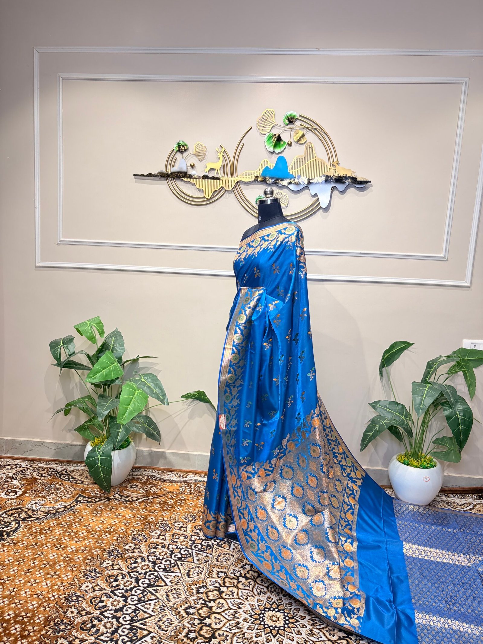 Royal Azure Banarasi Silk Saree - Image 4