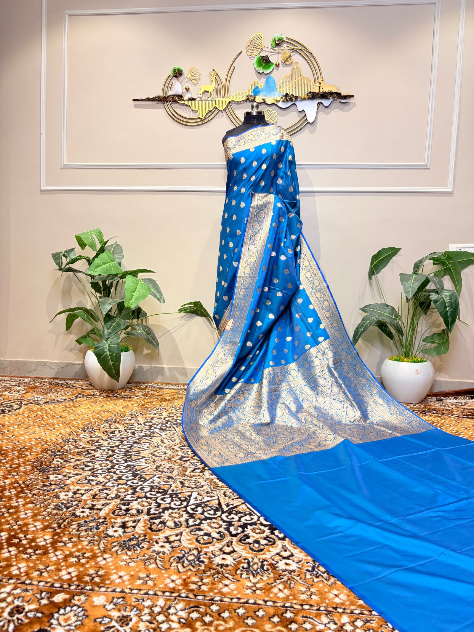 Royal Azure Blue Banarasi Silk Saree - Image 2