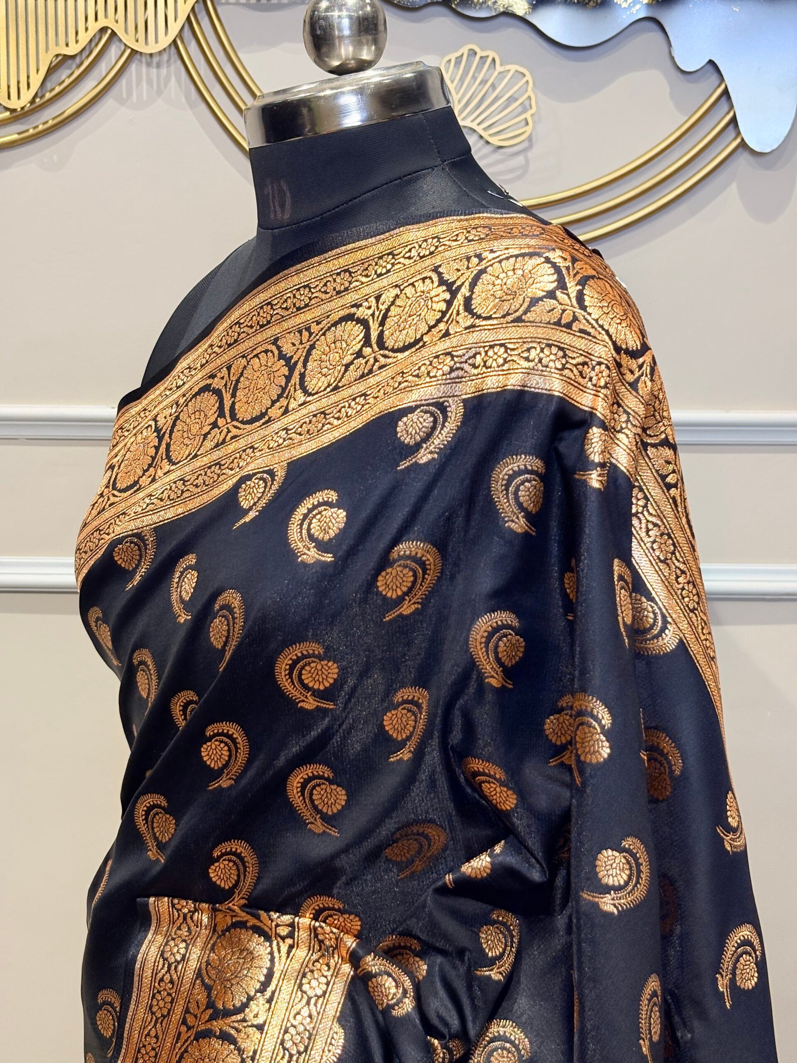 Deep Maroon Banarasi Katan Silk Saree with Antique Gold Zari Paisley Weaving - Image 5