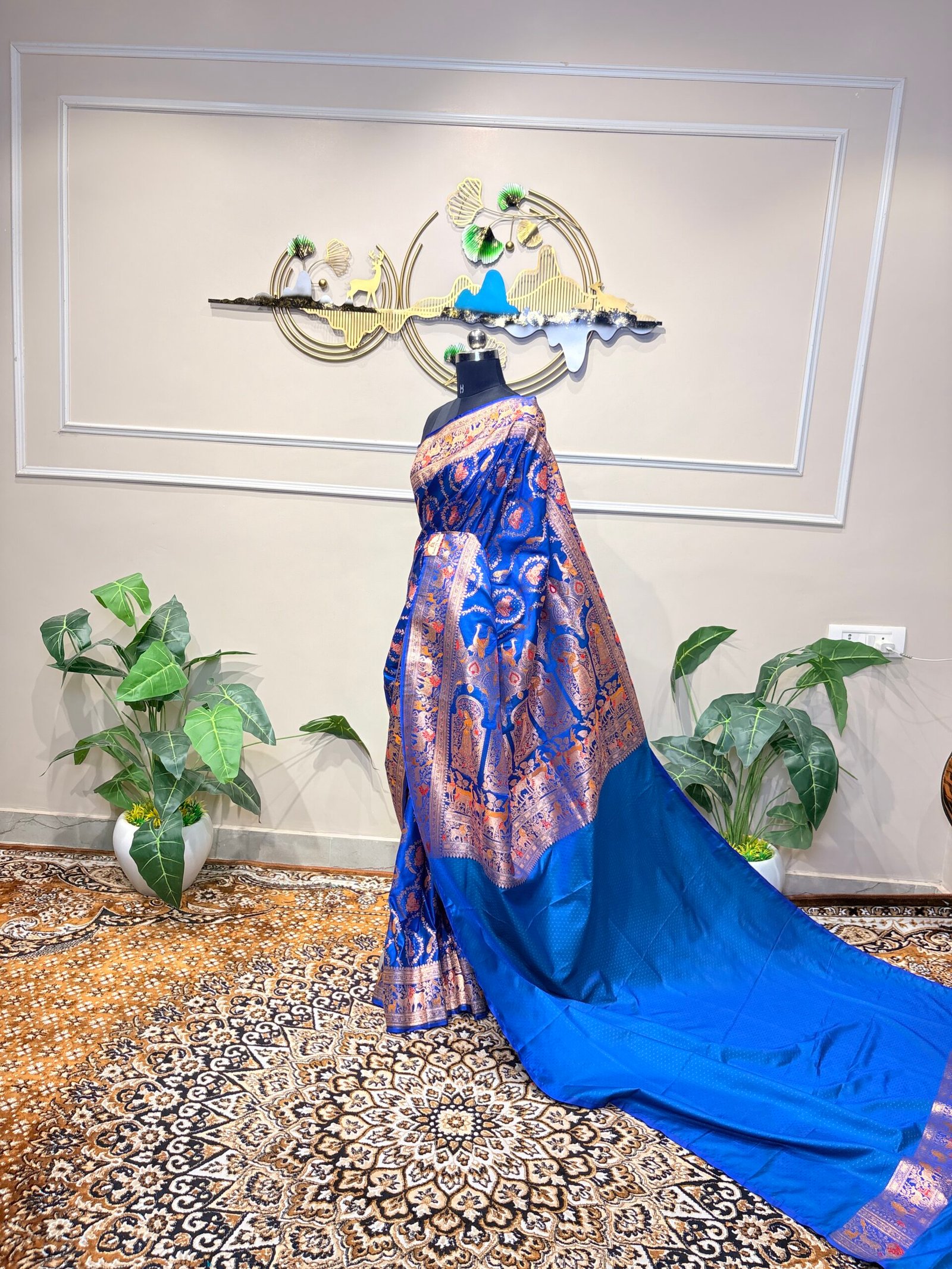Banarasi Katan Silk Meenakari Saree with Silver Zari & Shikargah Weaving - Image 3