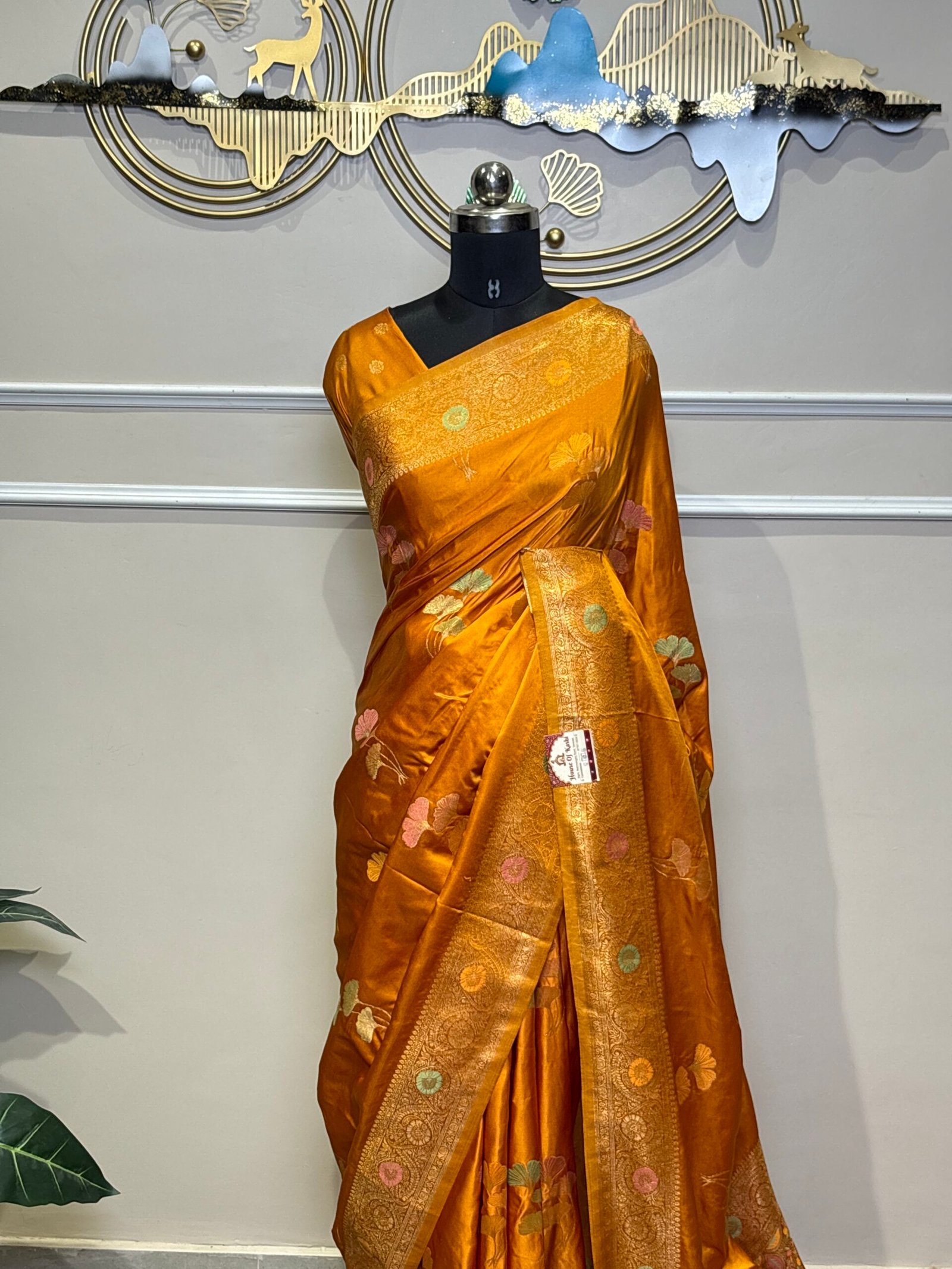 Mushroo Satin Banarasi Saree – Antique Golden Mustard - Image 7