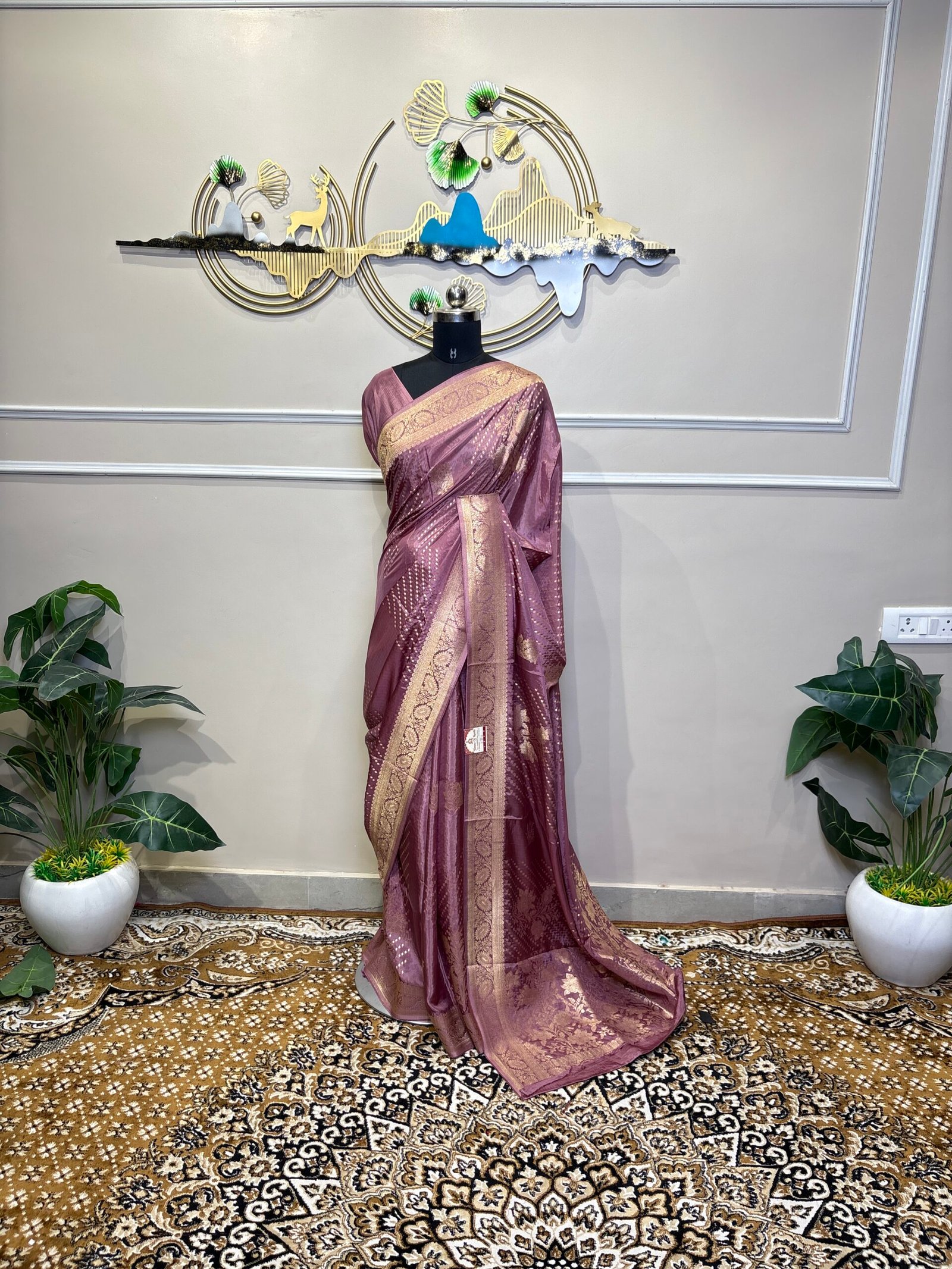 Viscose Banarasi Saree – Dusty Mauve with Golden Zari - Image 2
