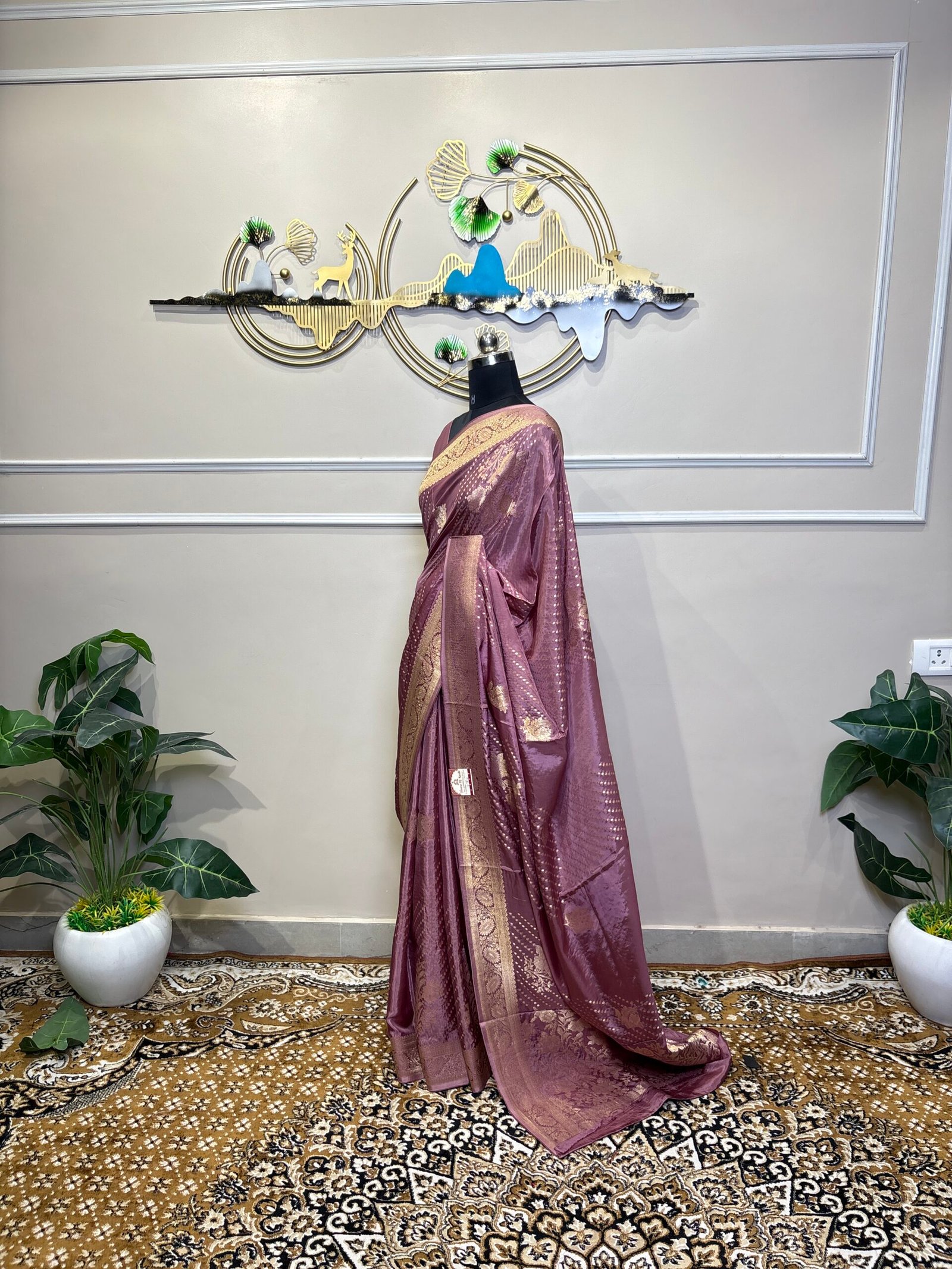Viscose Banarasi Saree – Dusty Mauve with Golden Zari - Image 5