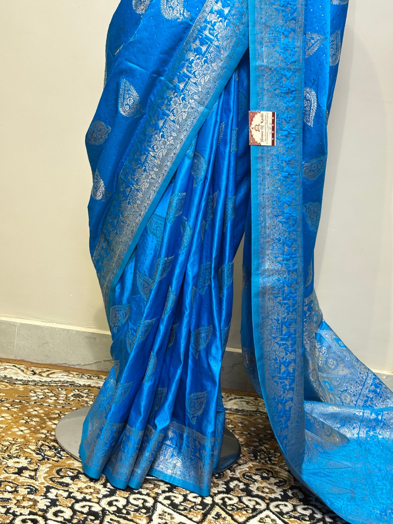 Royal Blue Siroski Mushroo Satin Saree with Silver Zari Floral Weaving - Image 4