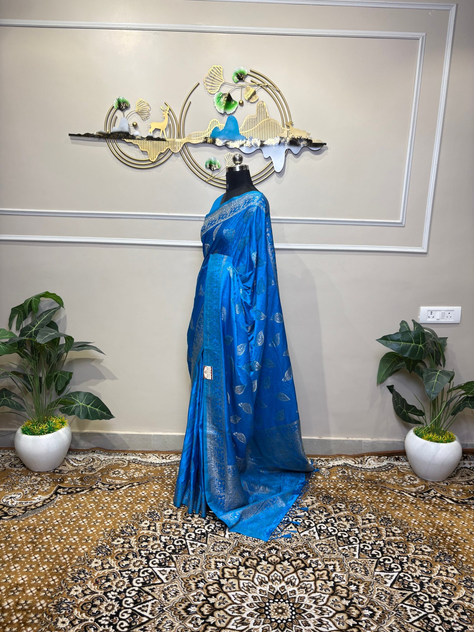 Royal Blue Siroski Mushroo Satin Saree with Silver Zari Floral Weaving - Image 6