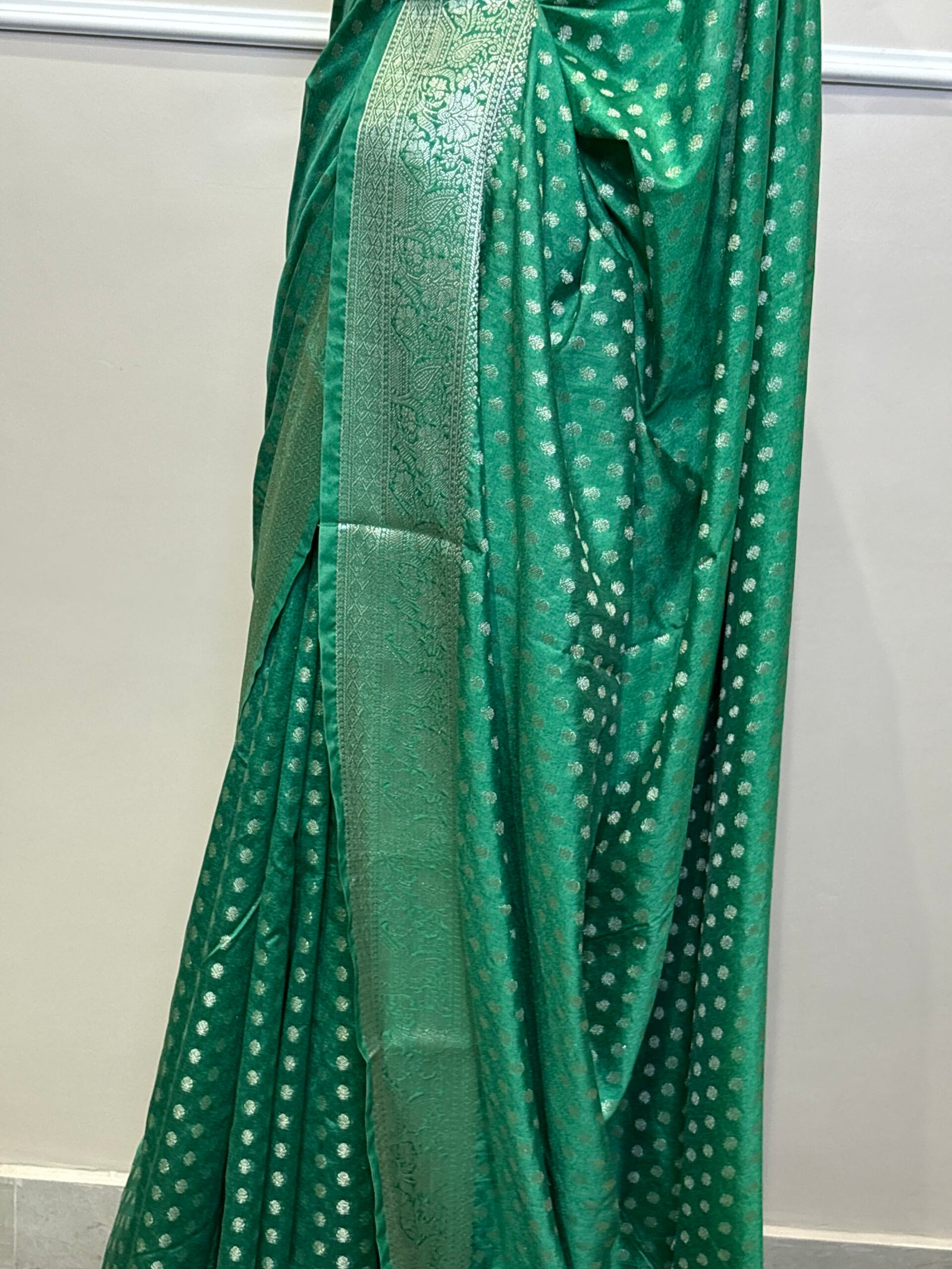 Premium Green Banarasi Saree - Image 4