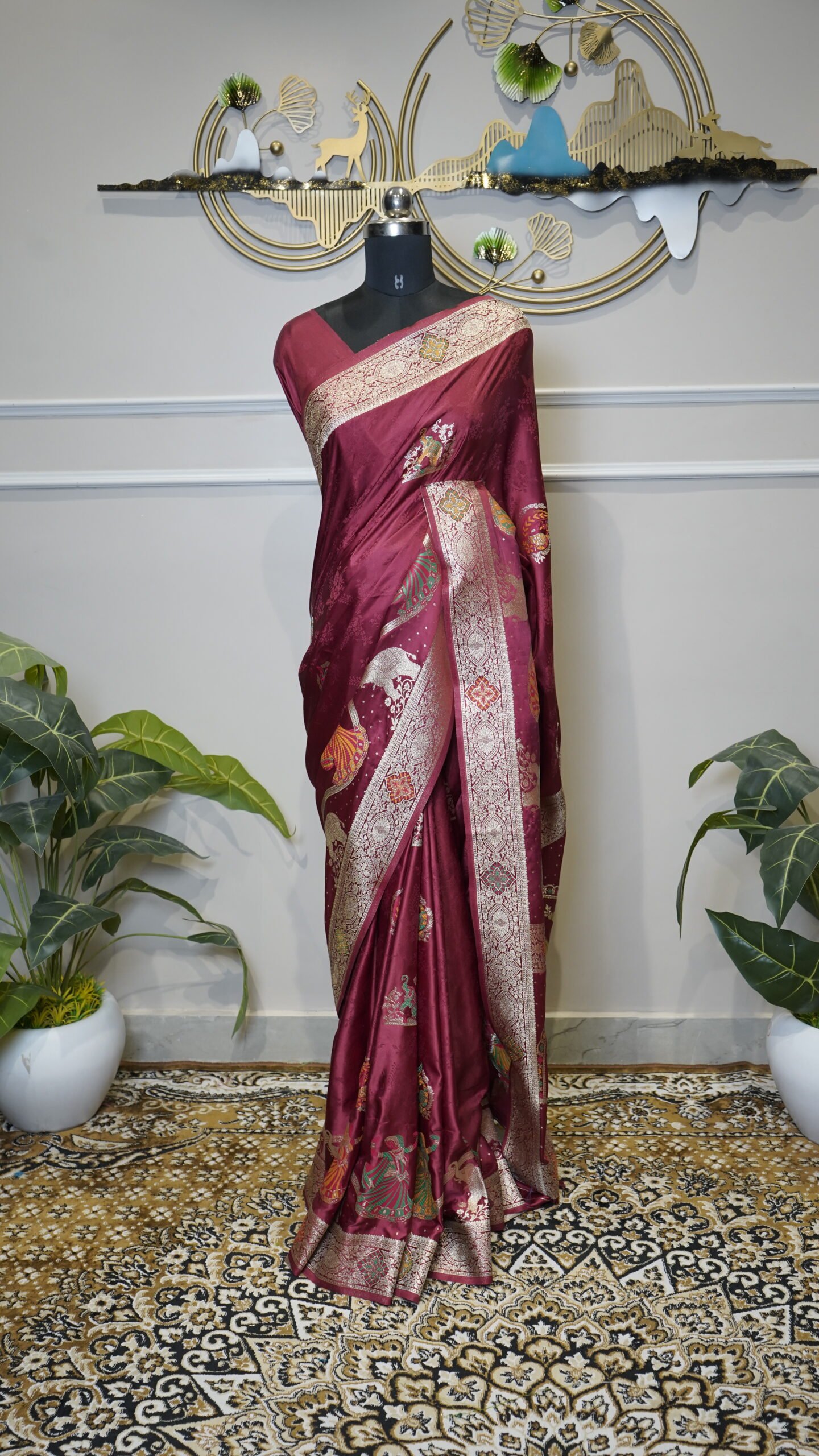 Dark Red Banarasi Saree with Golden Zari Weaving & Traditional Woven Border - Image 2