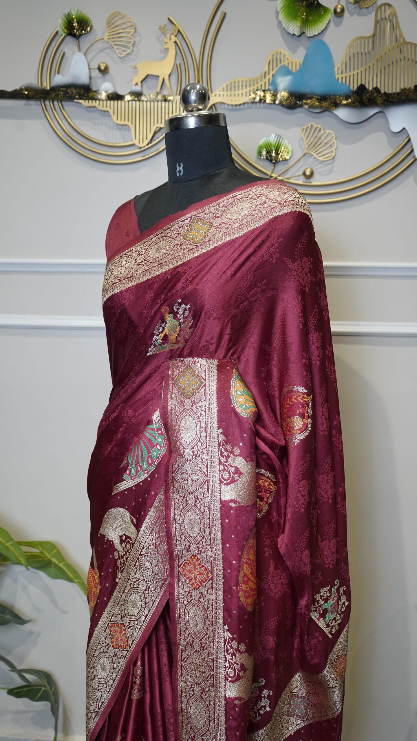 Dark Red Banarasi Saree with Golden Zari Weaving & Traditional Woven Border - Image 6