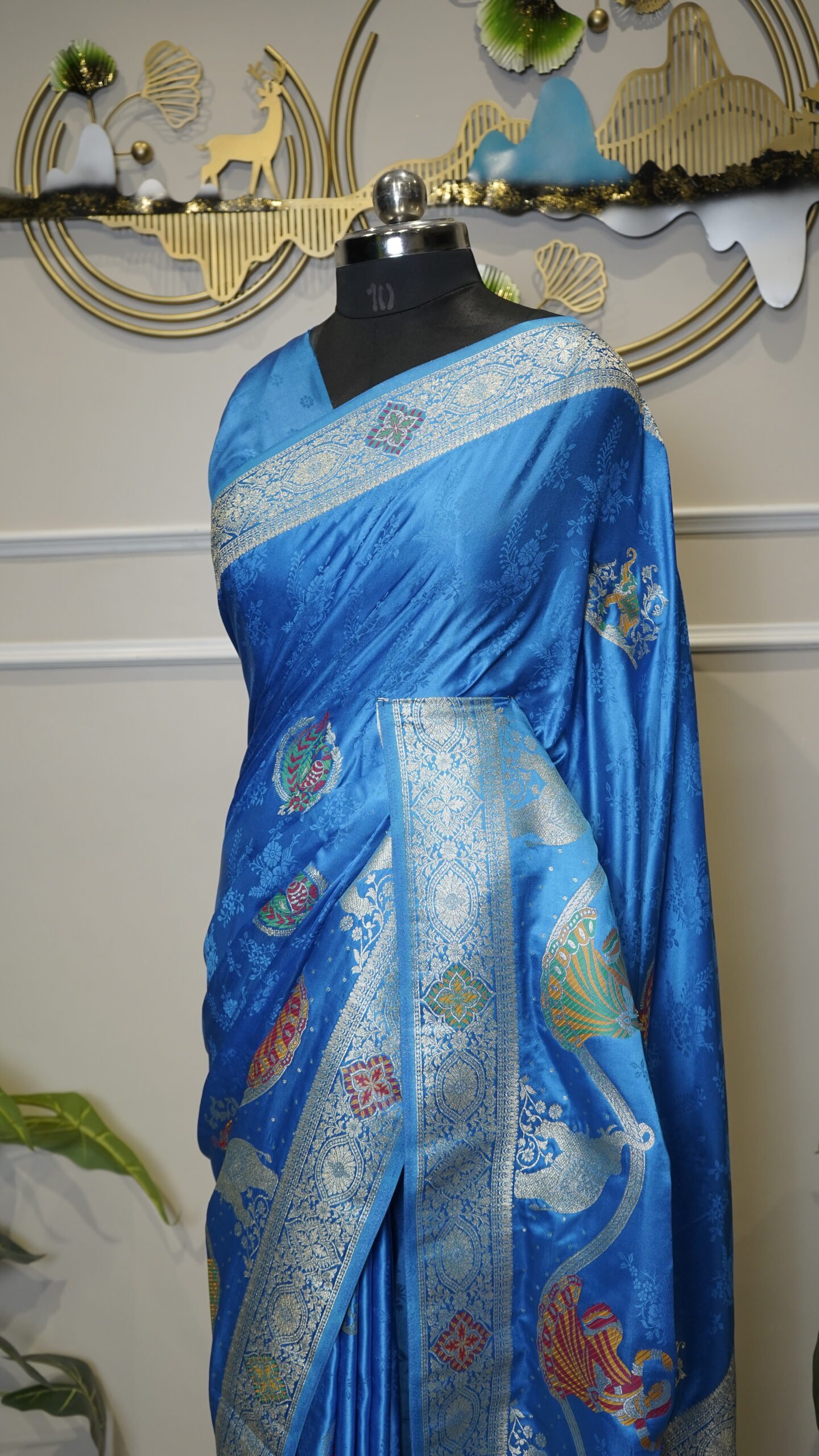 Sky Blue Banarasi Saree with Silver Zari Weaving & Traditional Meenakari Motifs - Image 3