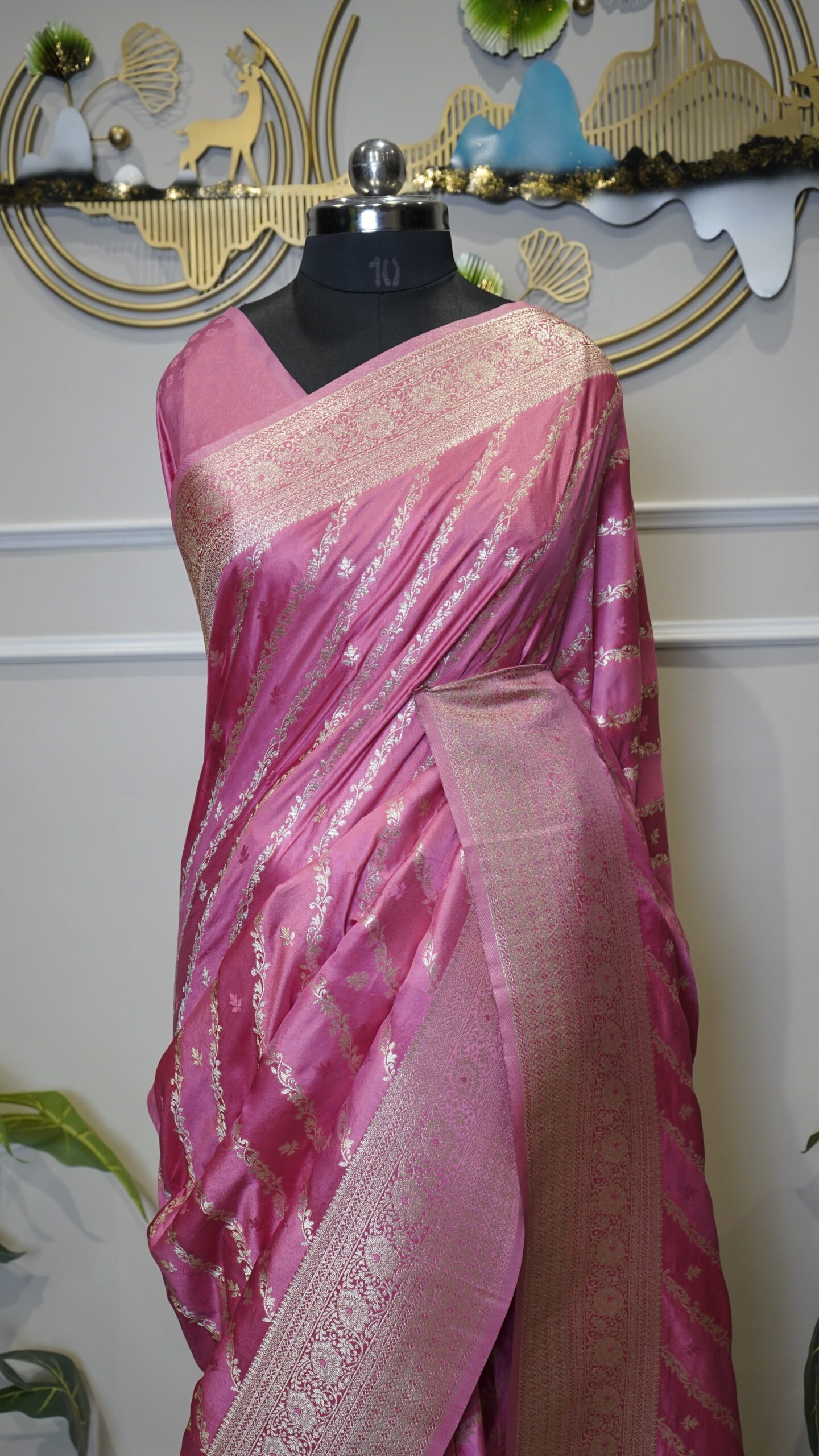 Pink Banarasi Saree with Golden Zari Woven Border - Image 3