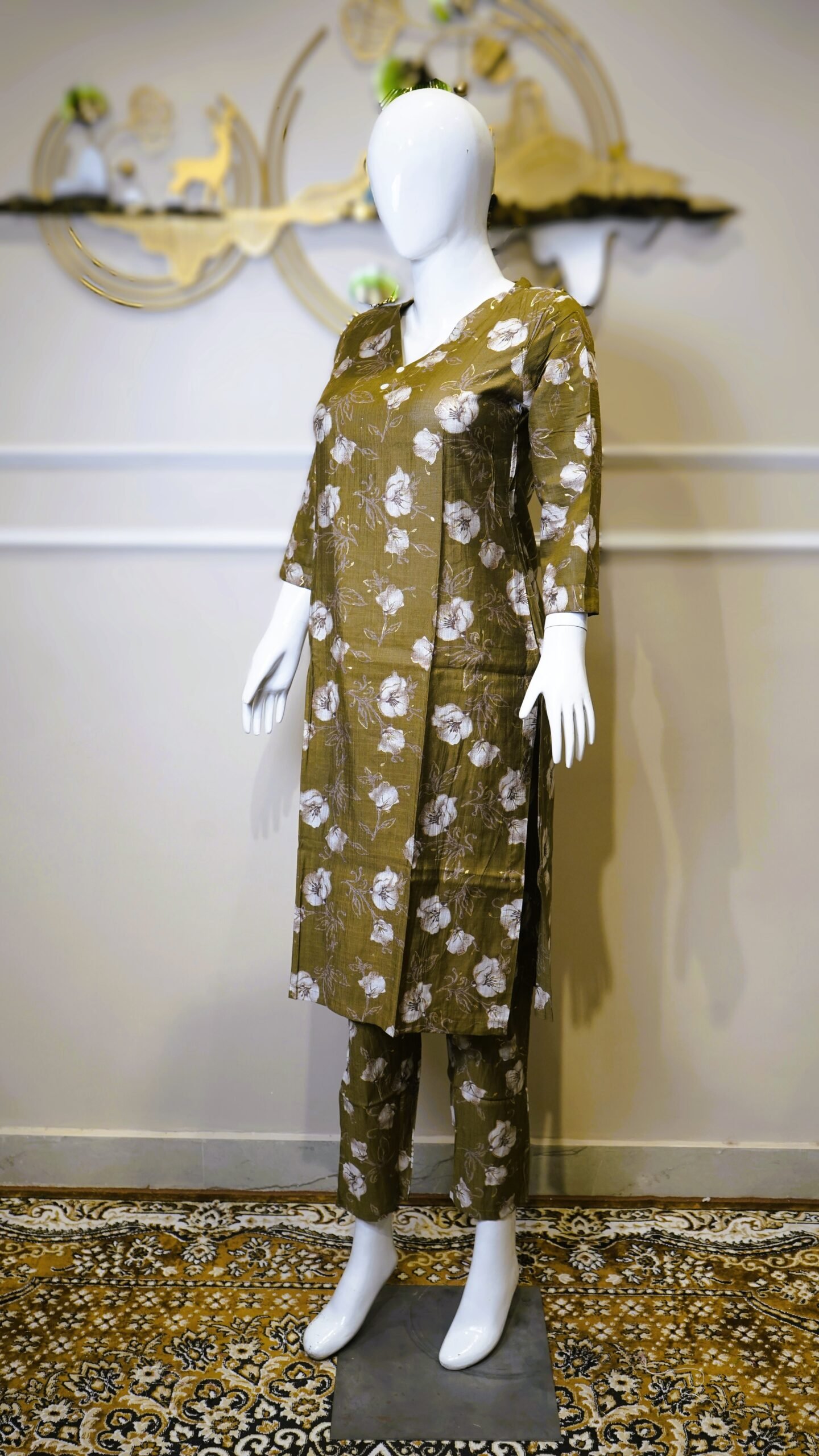 Olive Green Floral Printed Co-Ord Set for Women - Image 3