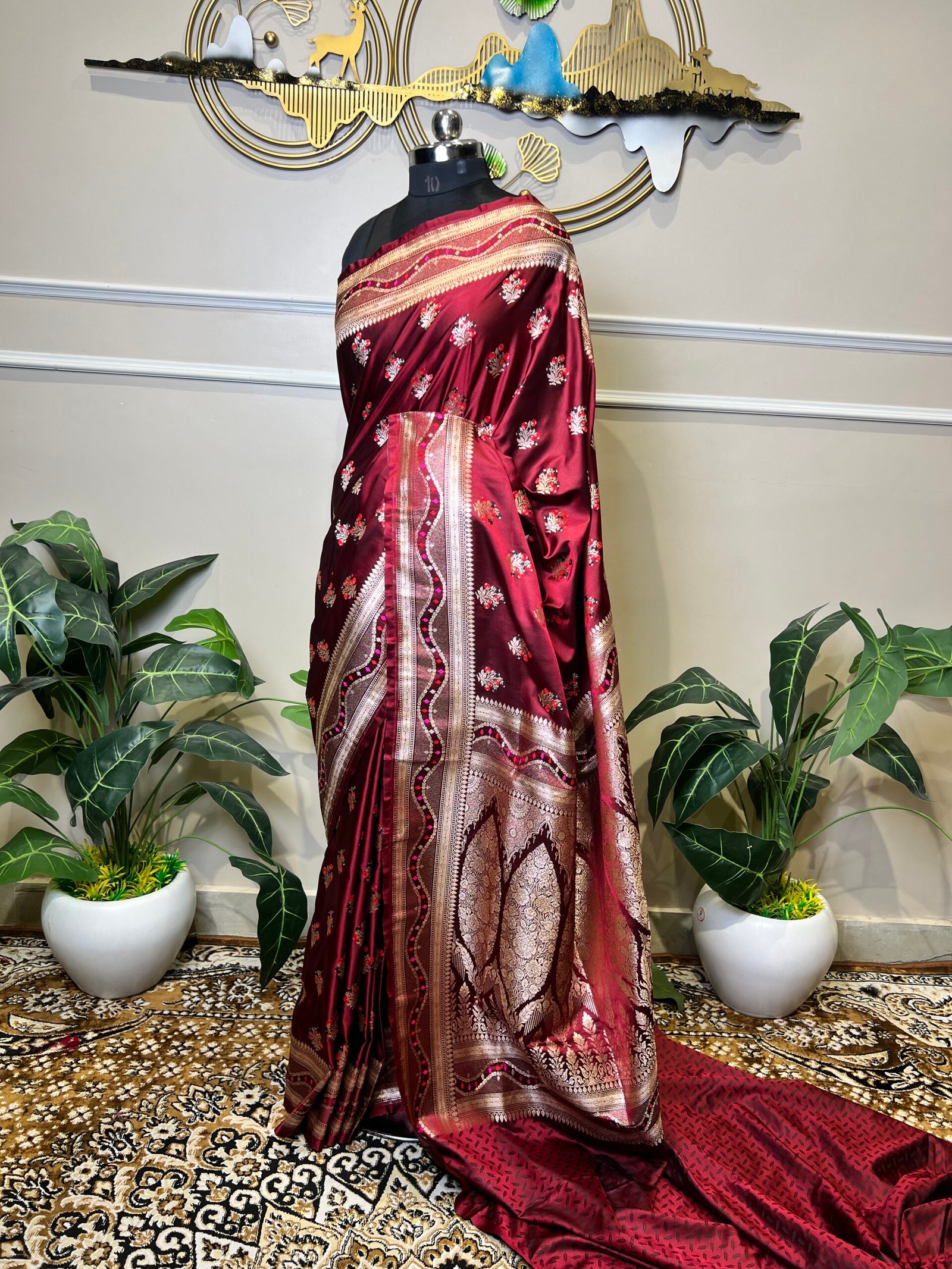 Pure Banarasi Saree in Deep Wine Maroon with Floral Zari Work - Image 2