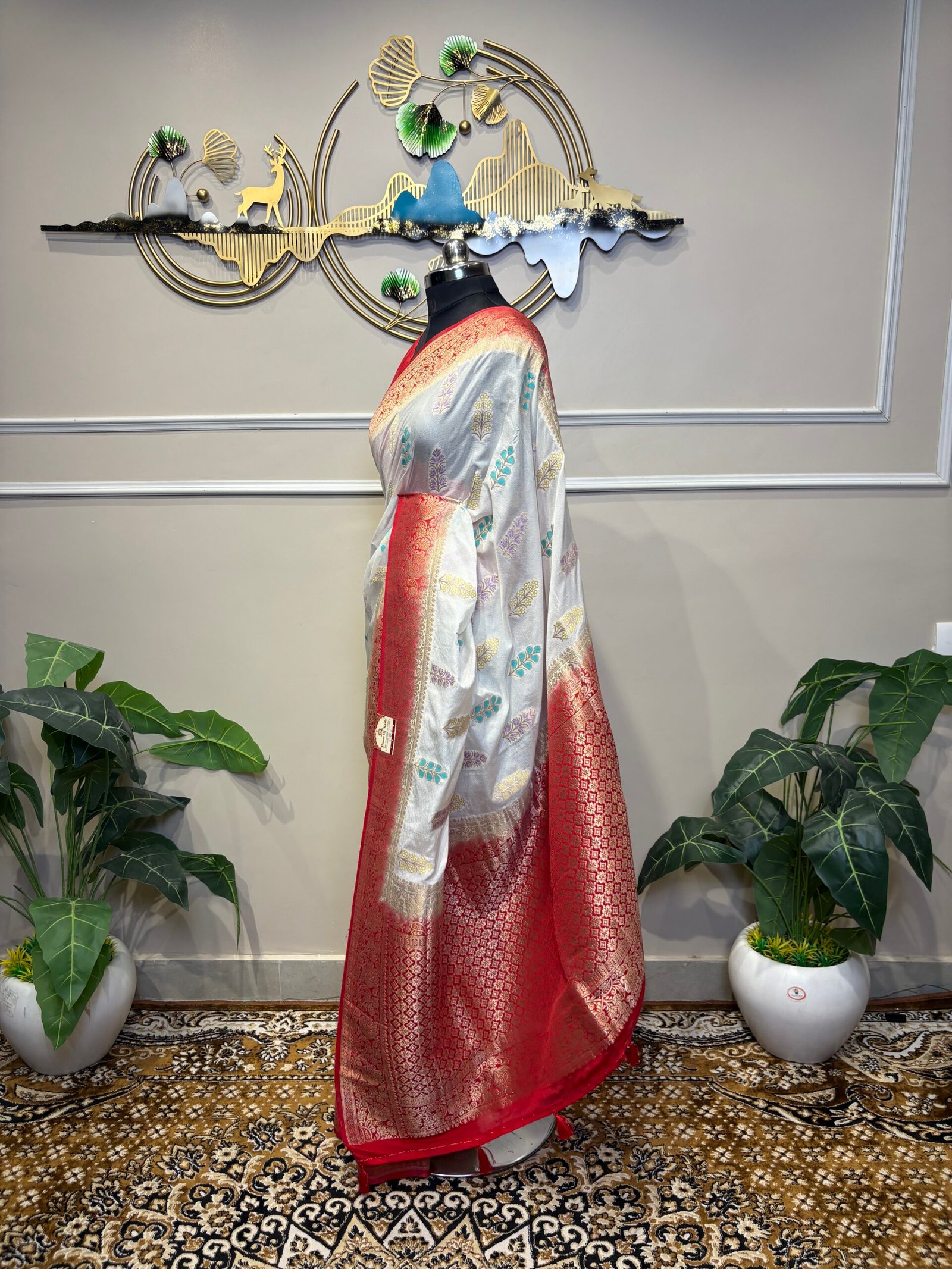 Ivory White Banarasi Silk Saree with Crimson Red Zari Border - Image 6