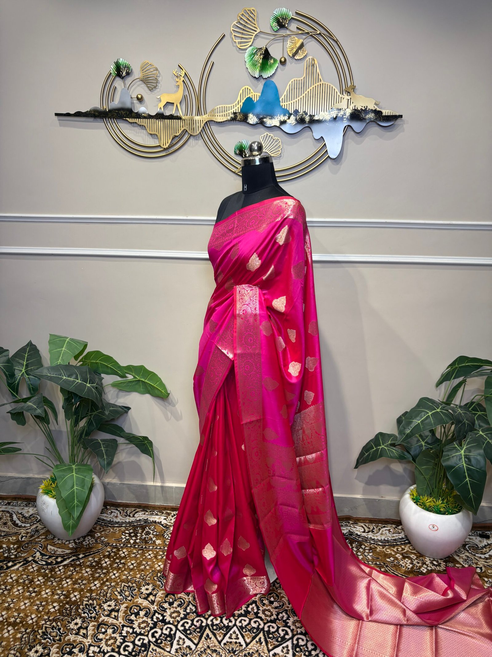 Pink Banarasi Mushroo Satin Saree with Golden Zari Weaving - Image 6
