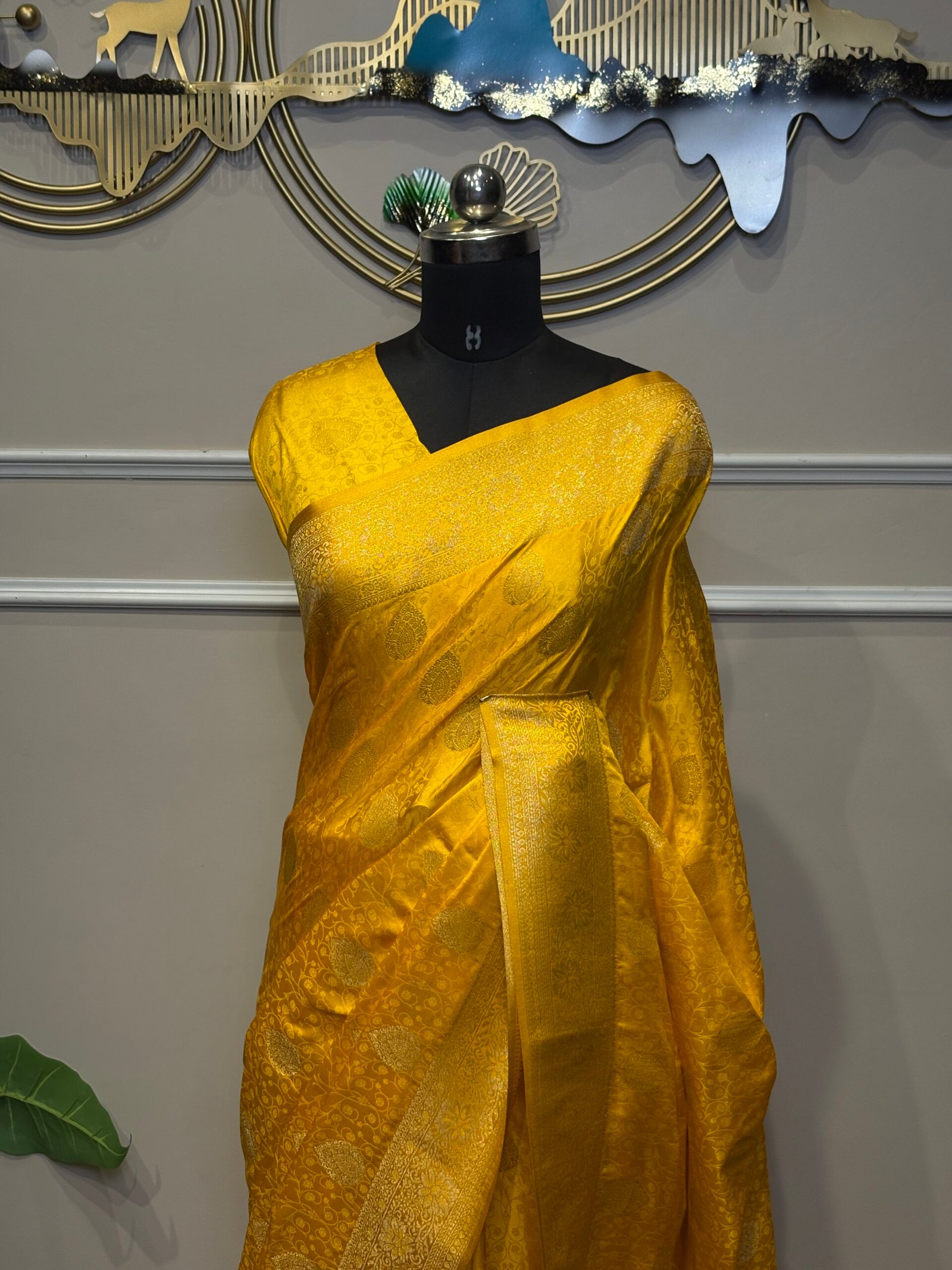 Mustard Yellow Saree with Golden Zari Woven Border - Image 3