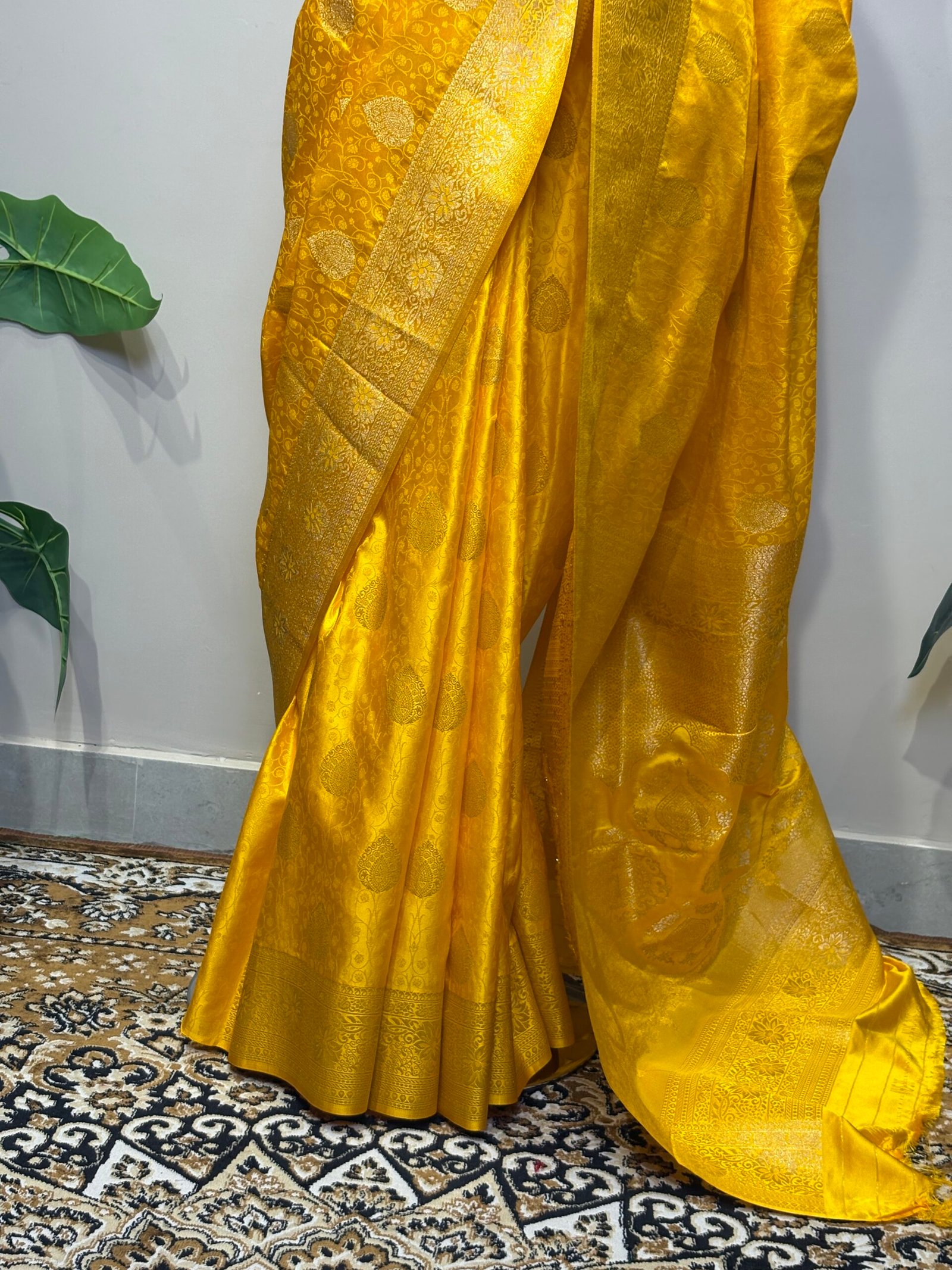Mustard Yellow Saree with Golden Zari Woven Border - Image 4