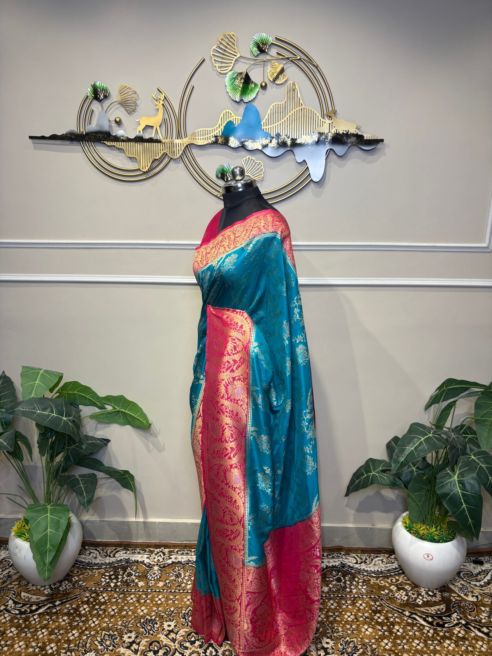 Teal Blue & Rani Pink Banarasi Saree with Golden Zari Weaving - Image 3