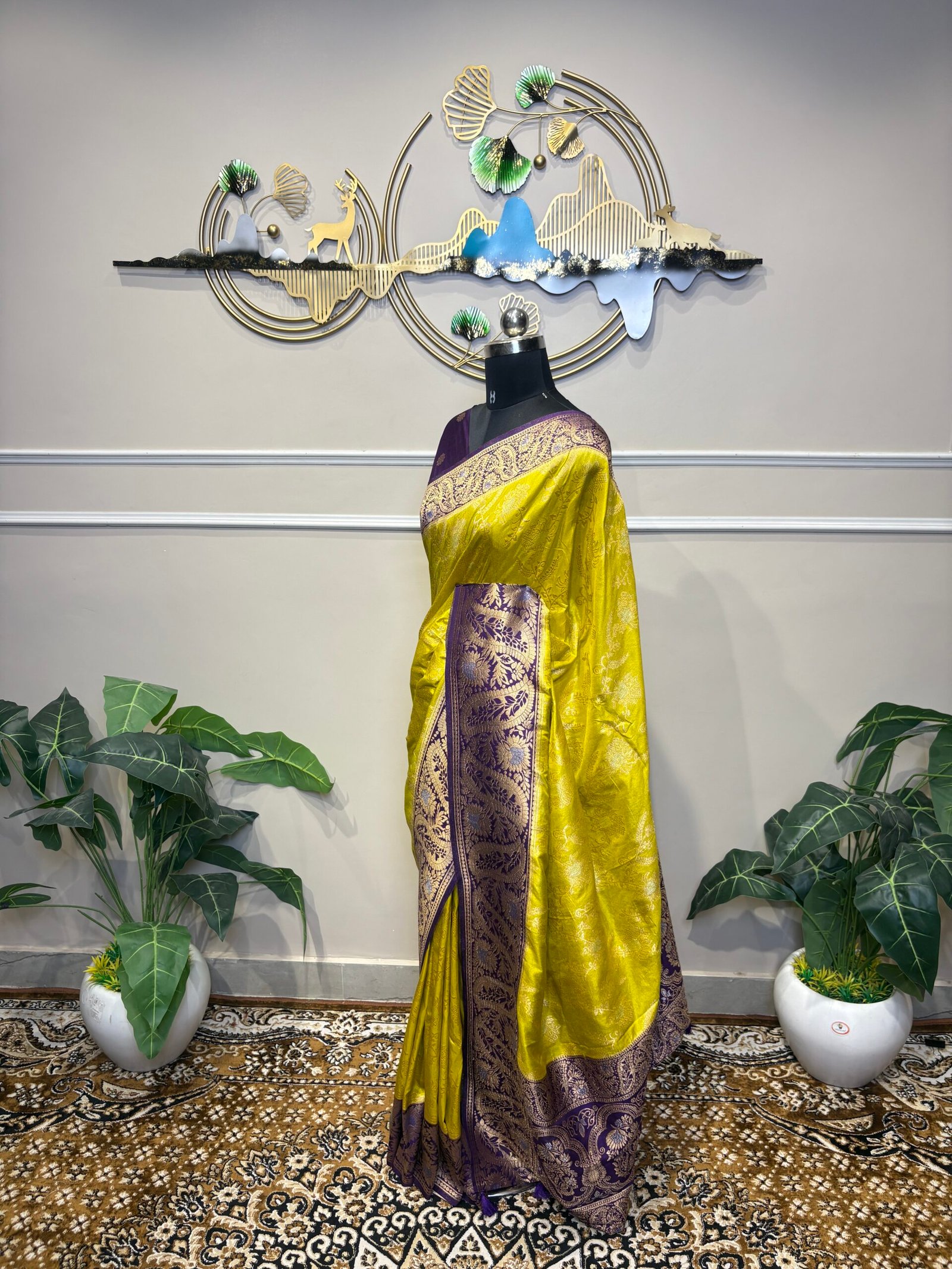 Lime Green & Royal Purple Dual Tone Saree with Silver Zari Woven Border - Image 6