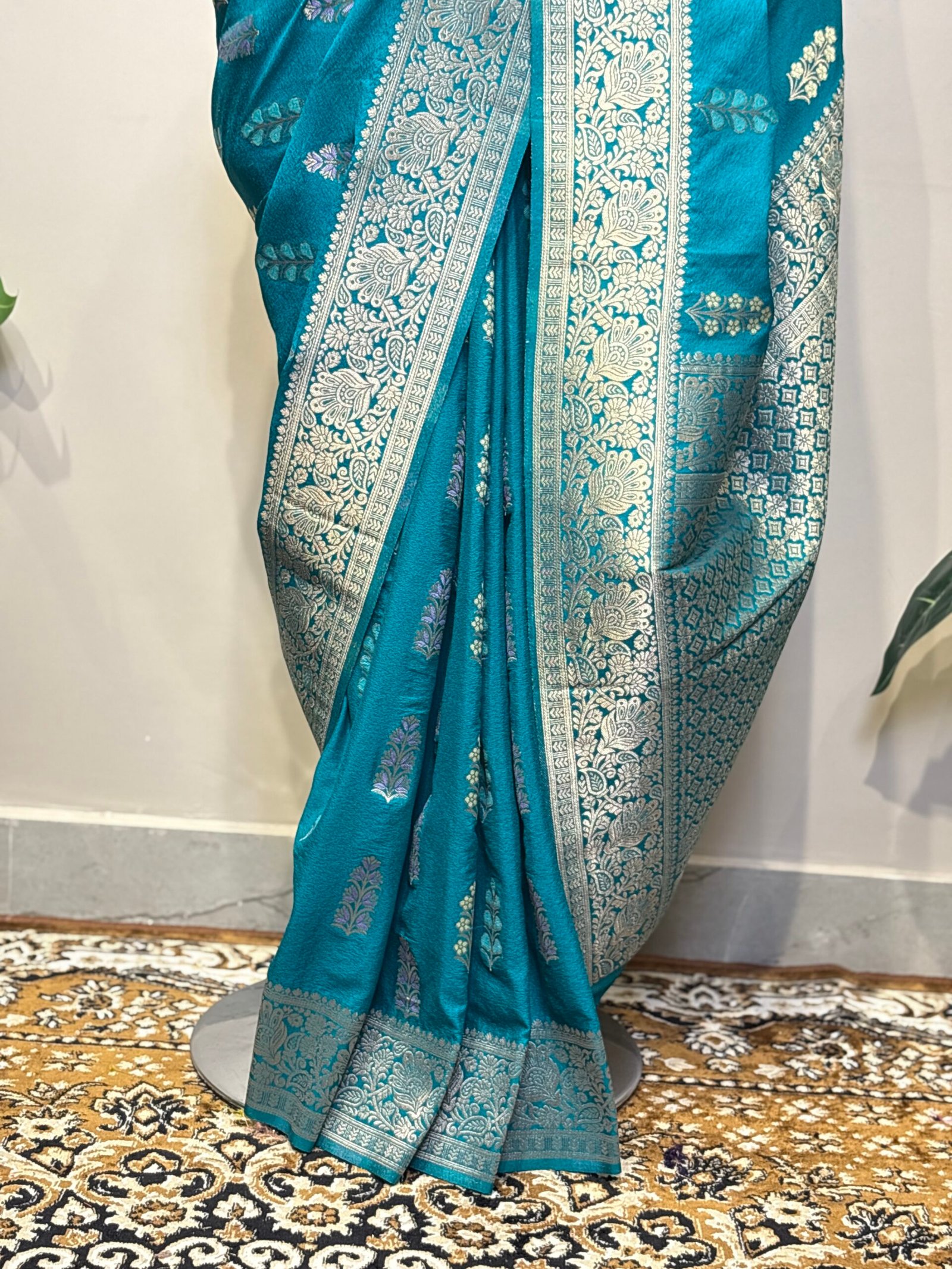 Teal Blue Banarasi Saree with Silver Zari Floral Weaving - Image 4