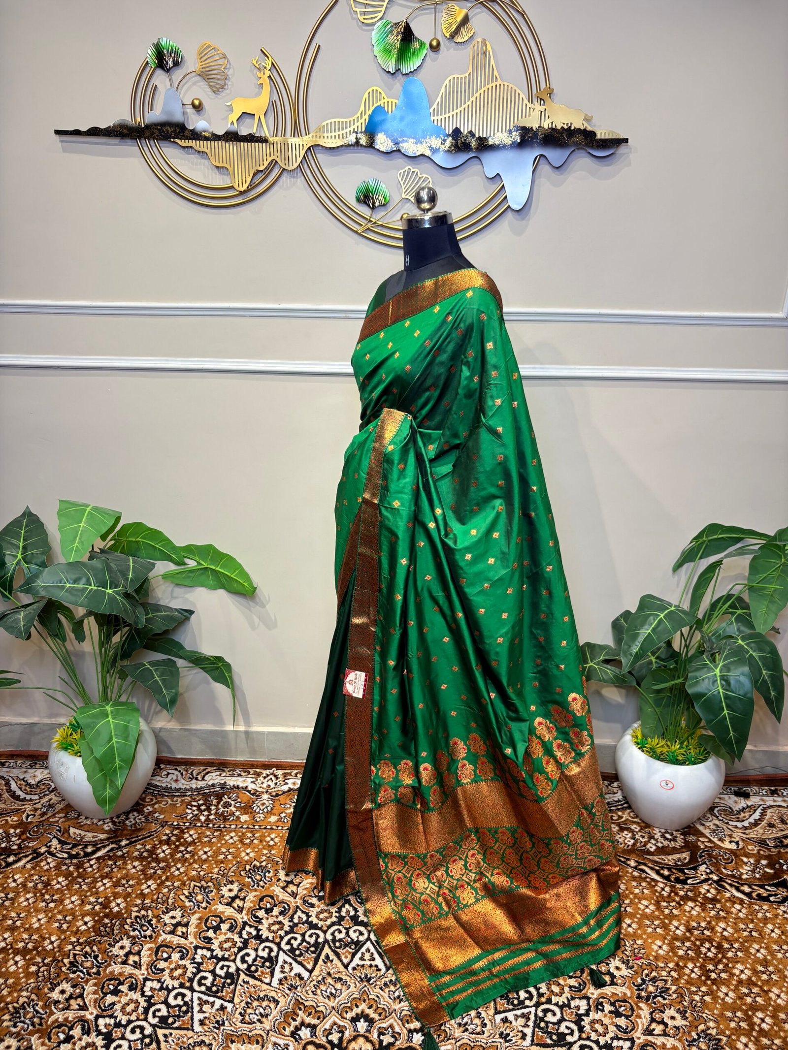 Emerald Green Banarasi Silk Saree with Zari Buti - Image 6