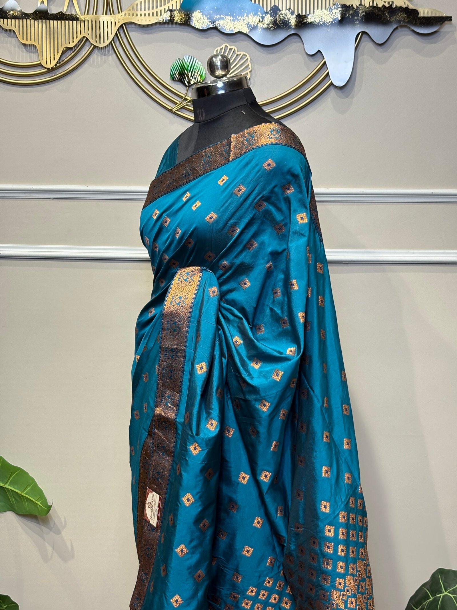 Teal Blue Banarasi Silk Saree with Zari Buti - Image 6