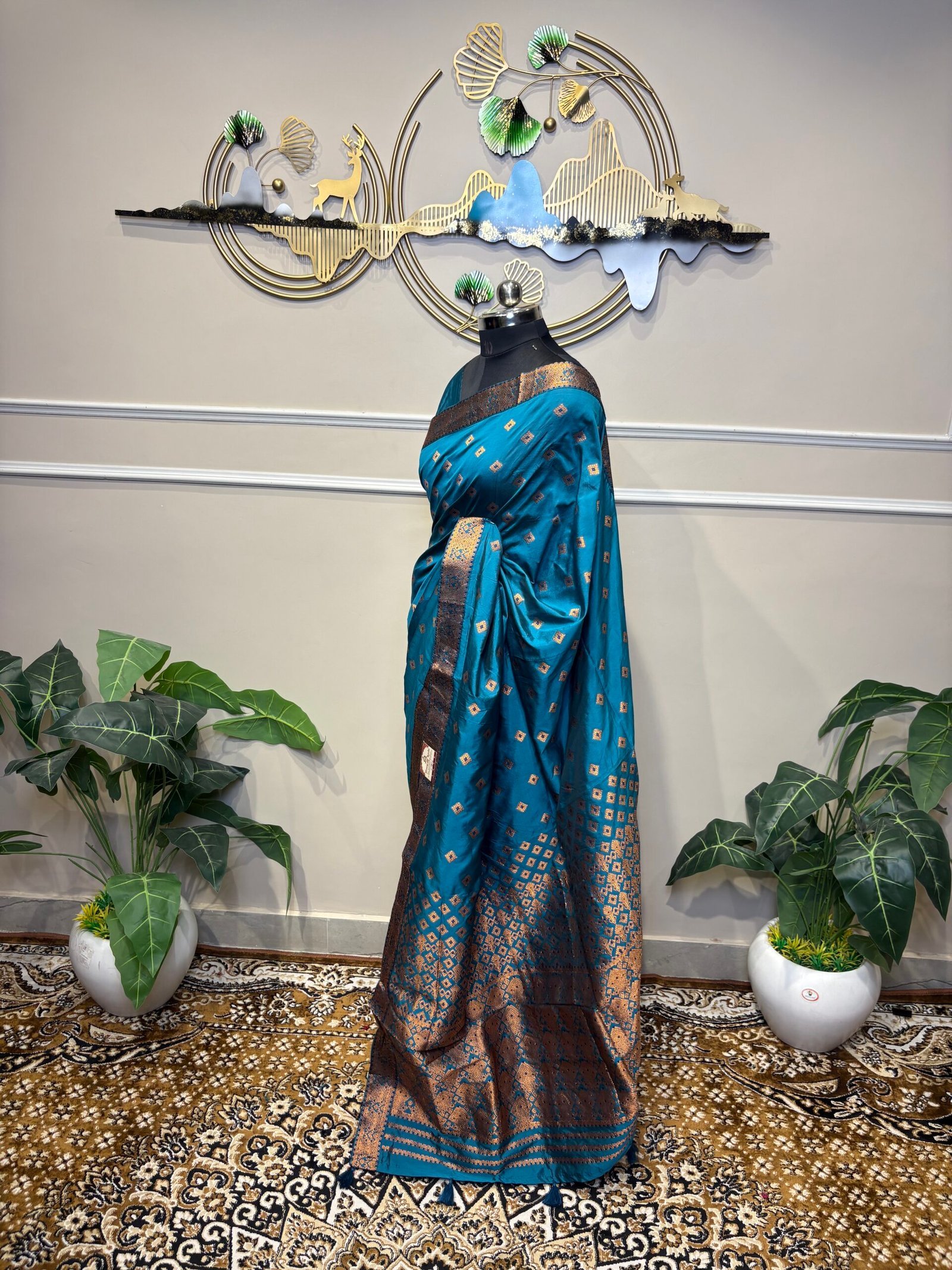 Teal Blue Banarasi Silk Saree with Zari Buti - Image 7