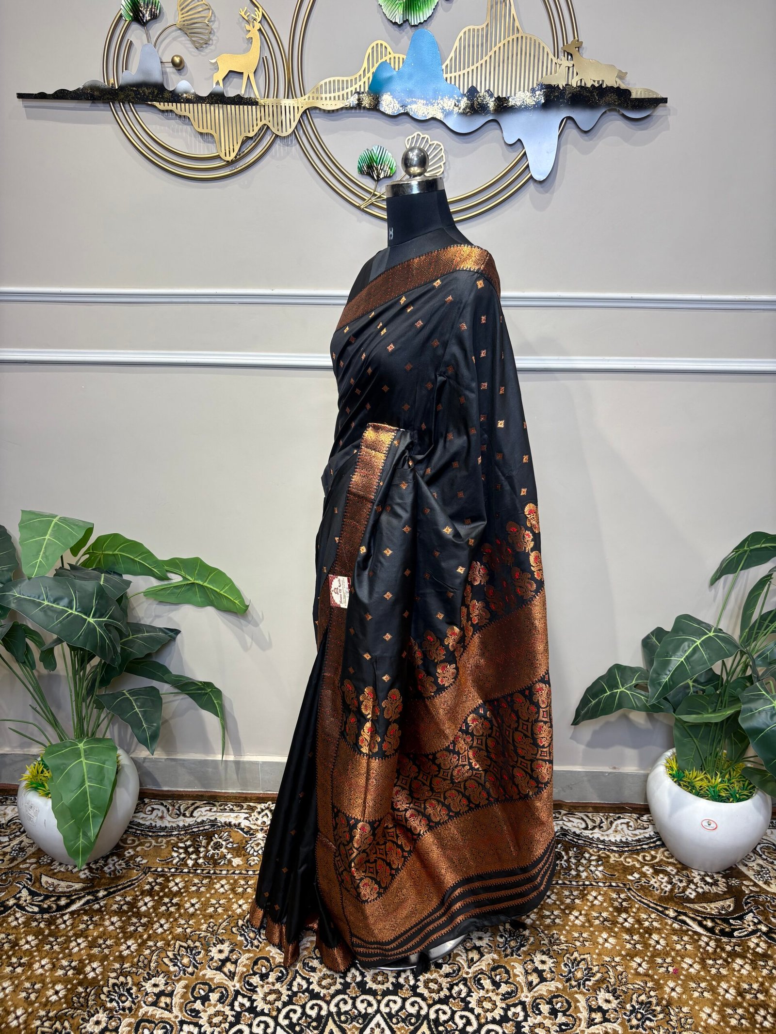 Black Banarasi Saree - Image 4