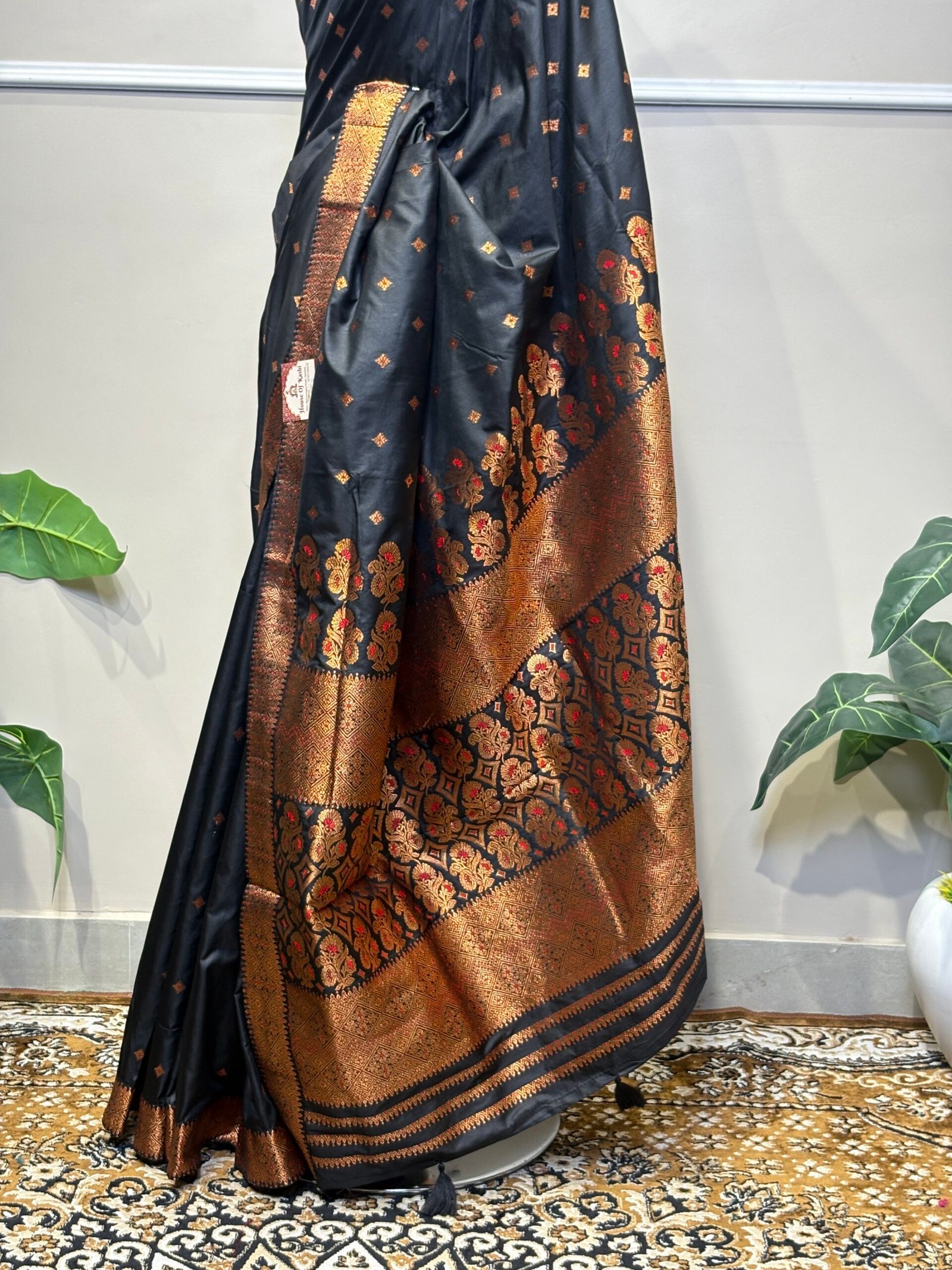 Black Banarasi Saree - Image 2