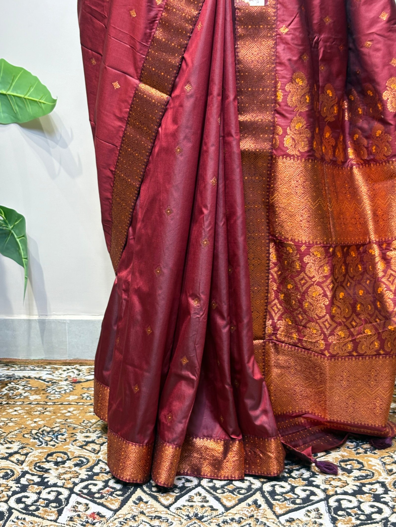 Maroon Banarasi Saree - Image 4