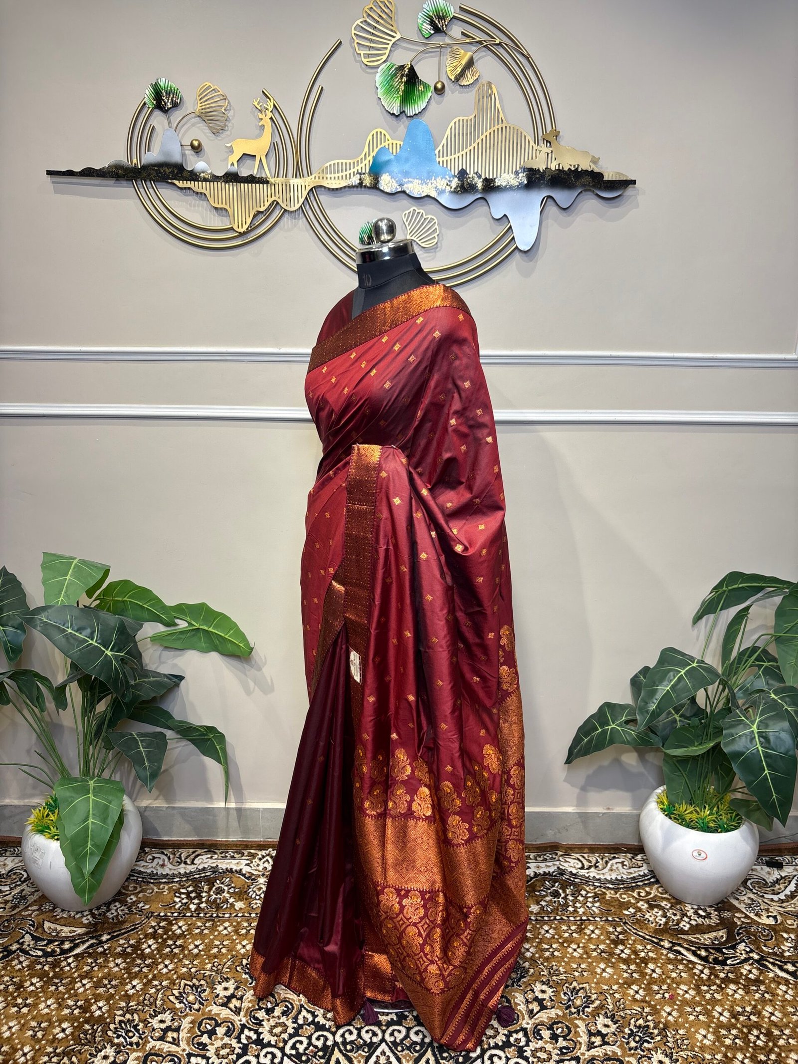 Maroon Banarasi Saree - Image 6