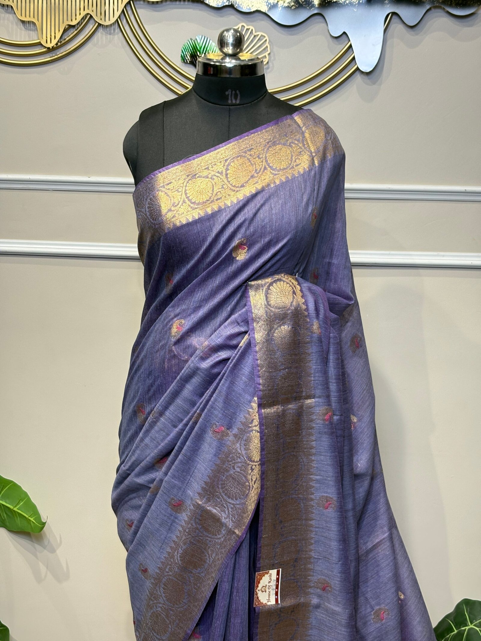 Lavender Grey Banarasi Saree - Image 3
