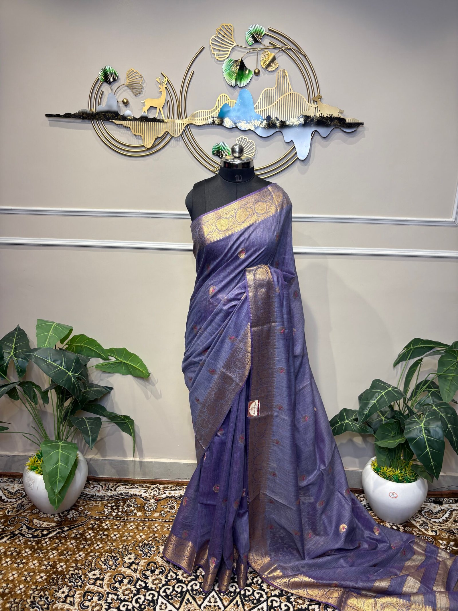 Lavender Grey Banarasi Saree - Image 2