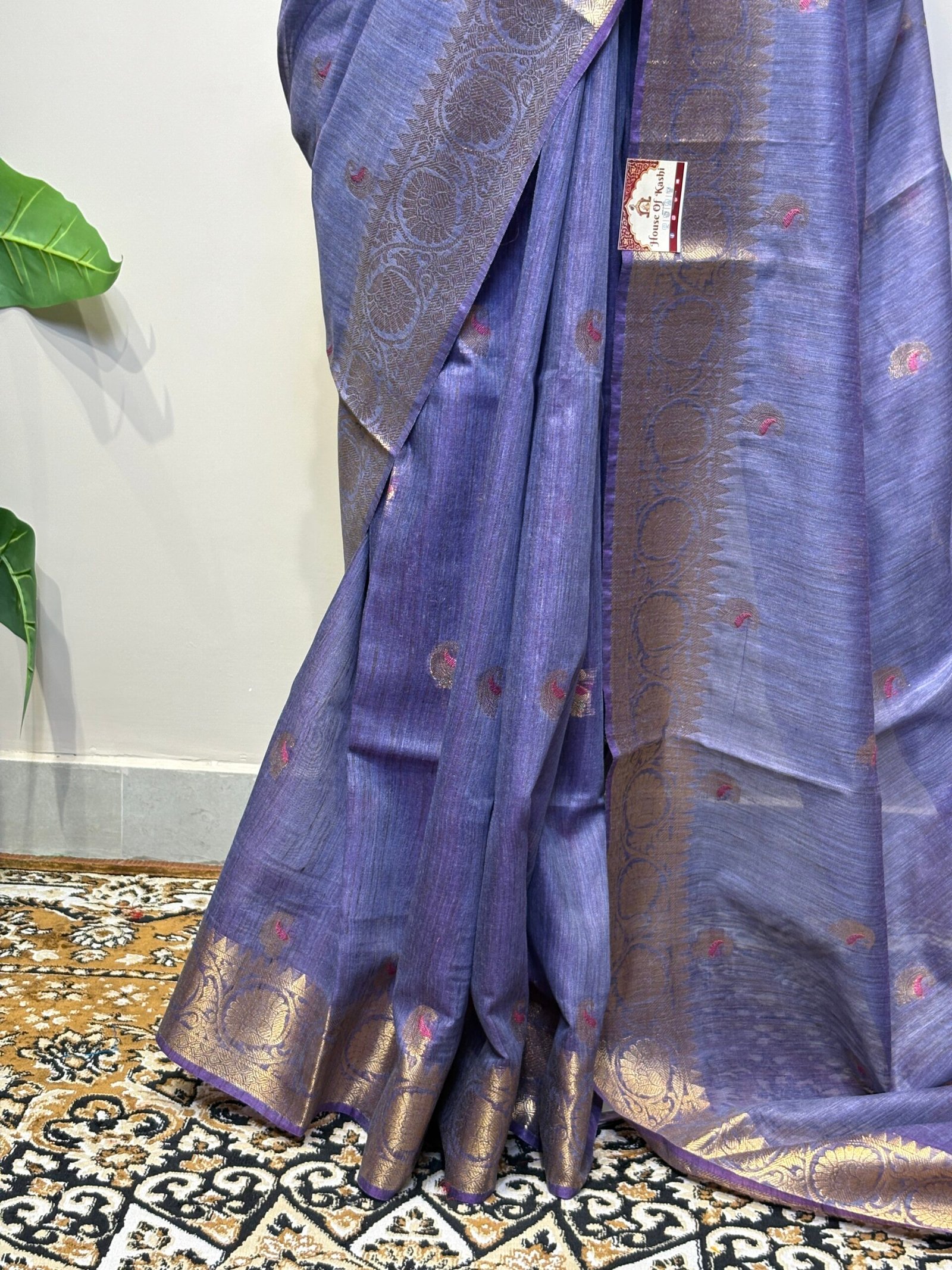 Lavender Grey Banarasi Saree - Image 4