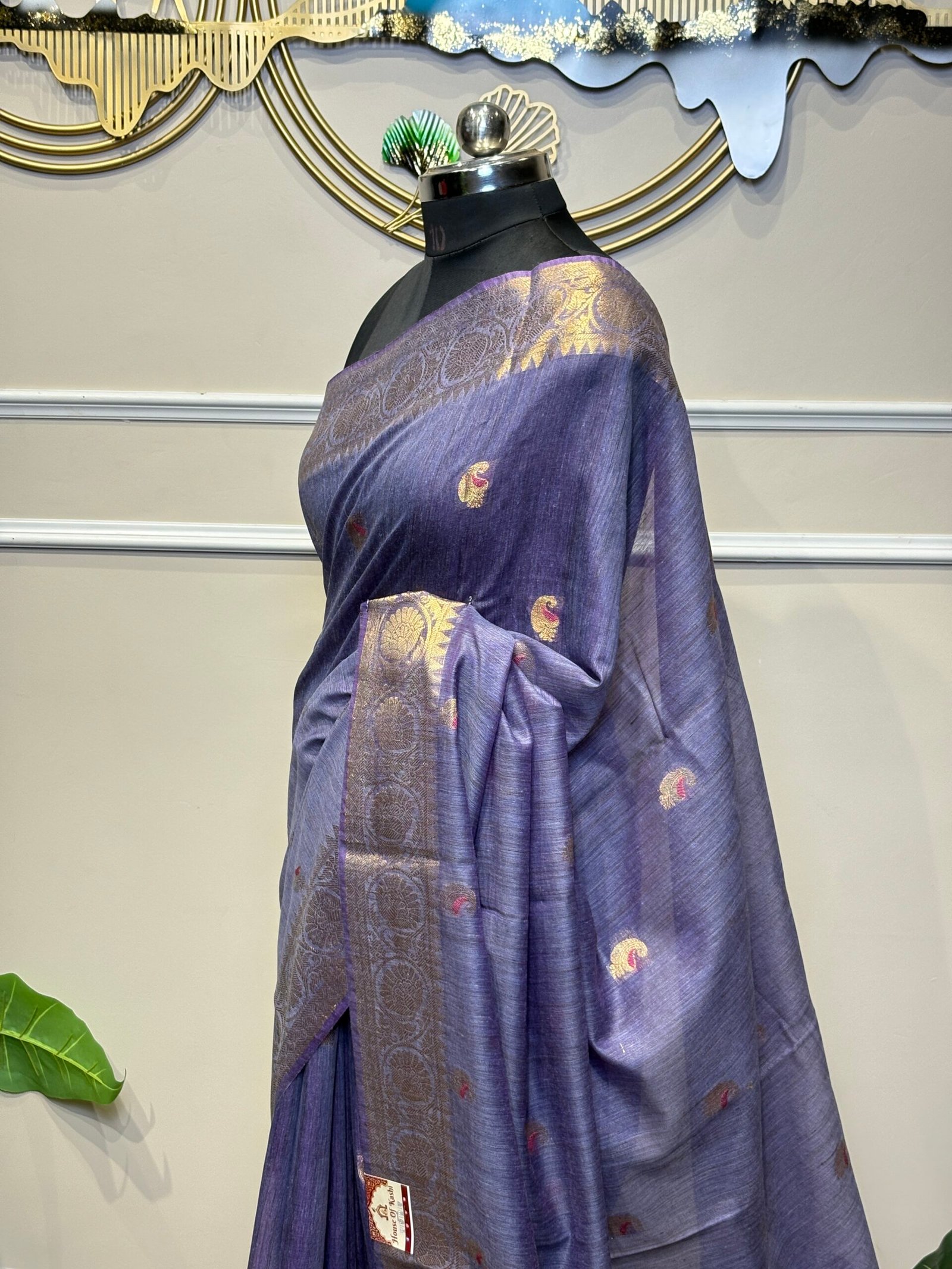 Lavender Grey Banarasi Saree - Image 5