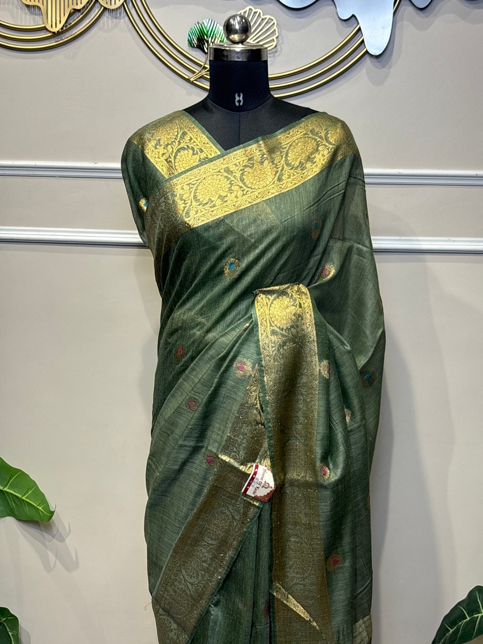 Forest Green Zari Royale Banarasi Saree - Image 3