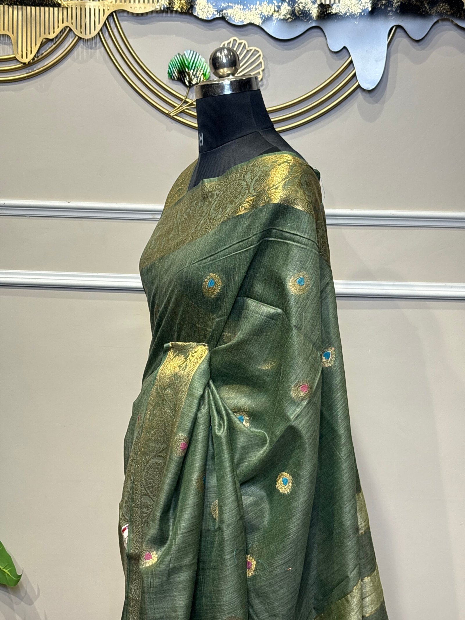 Forest Green Zari Royale Banarasi Saree - Image 5