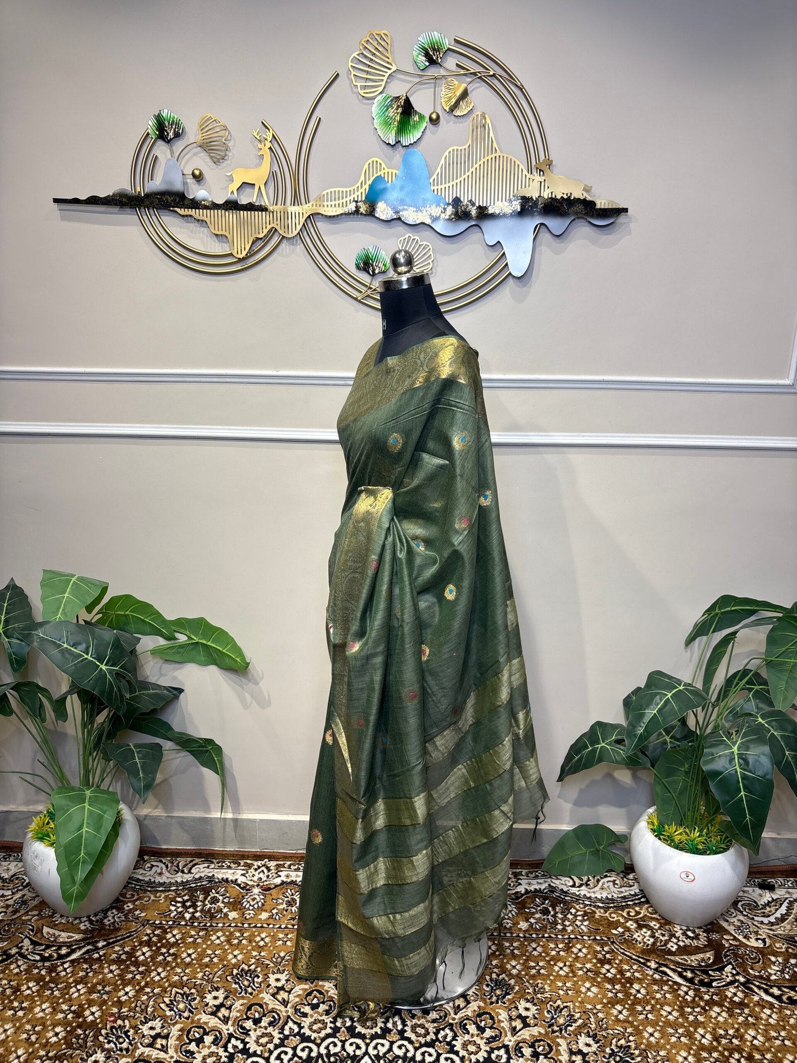 Forest Green Zari Royale Banarasi Saree - Image 6