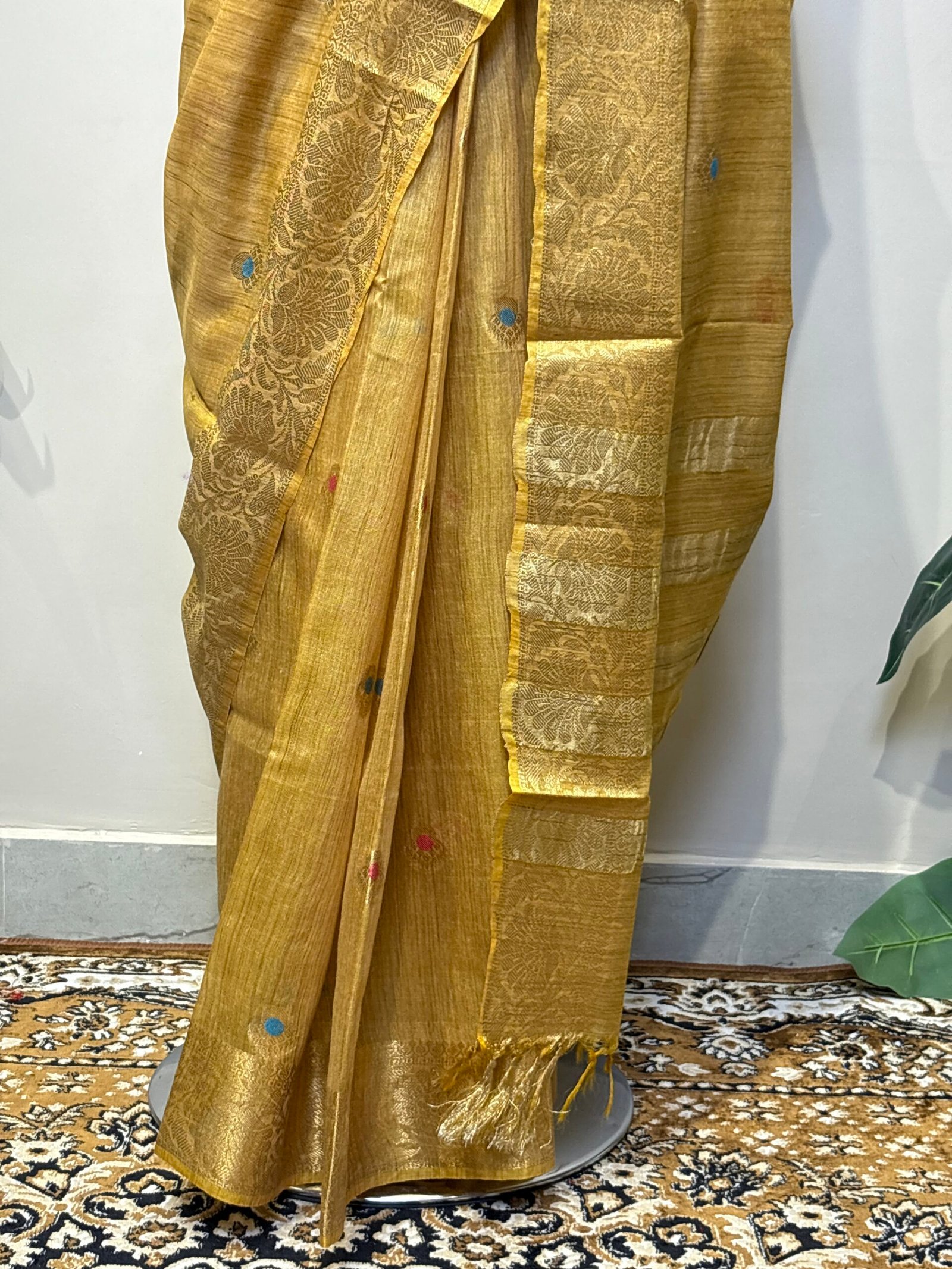 Antique Gold Royale Banarasi Saree - Image 4