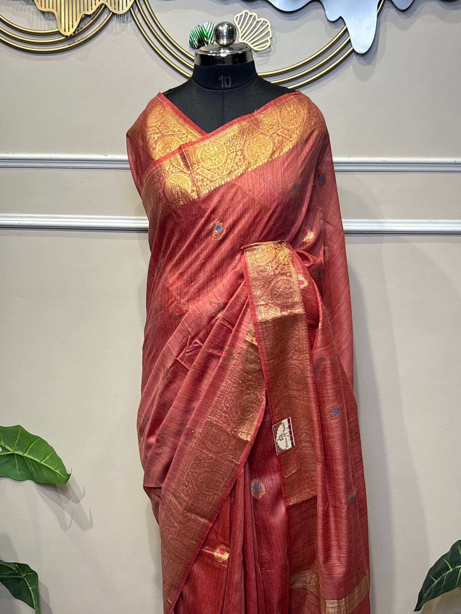 Rosewood Zari Grace Banarasi Saree - Image 3
