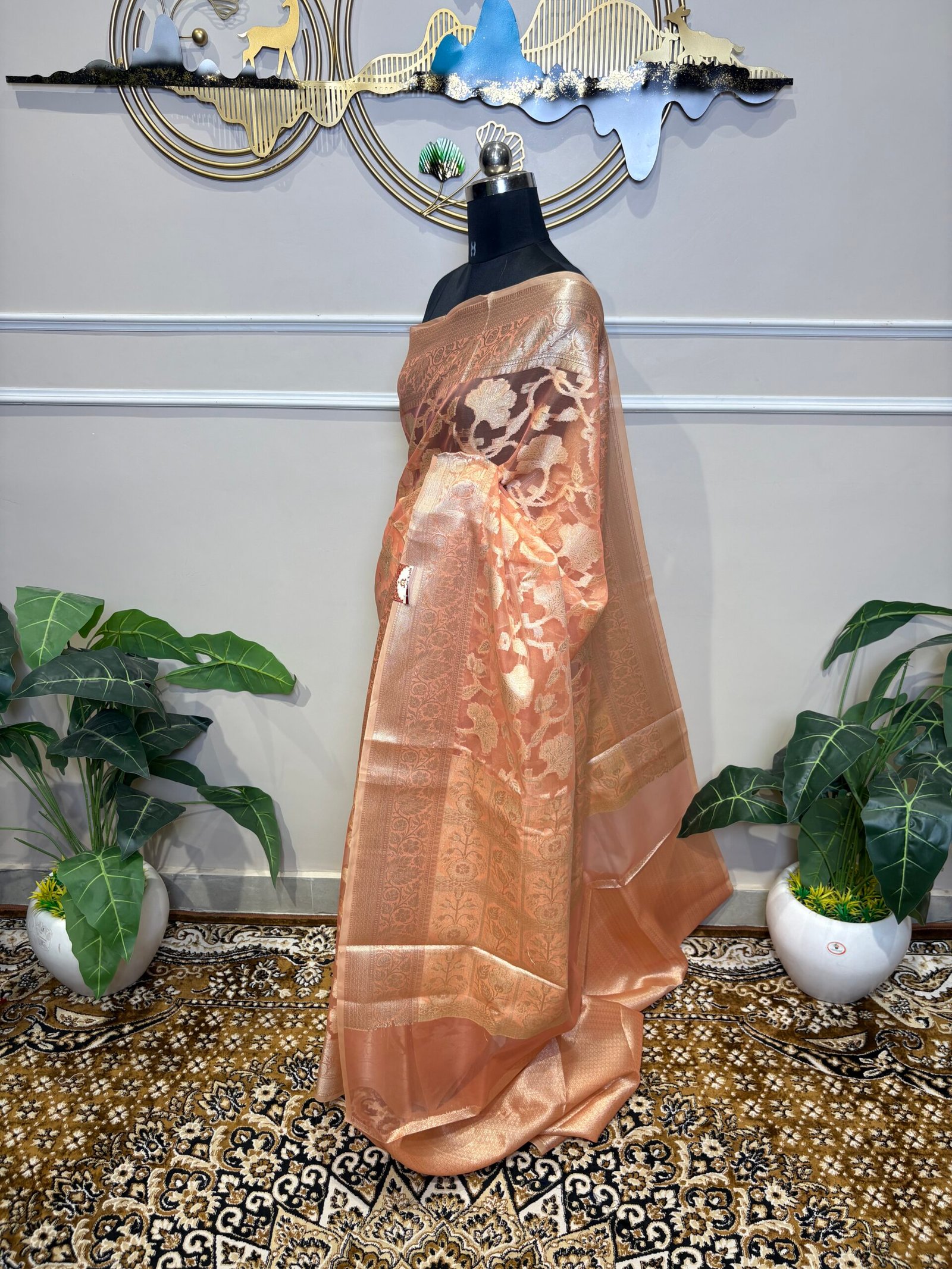 Peach Banarasi Silk Saree with Zari Floral Weave - Image 3